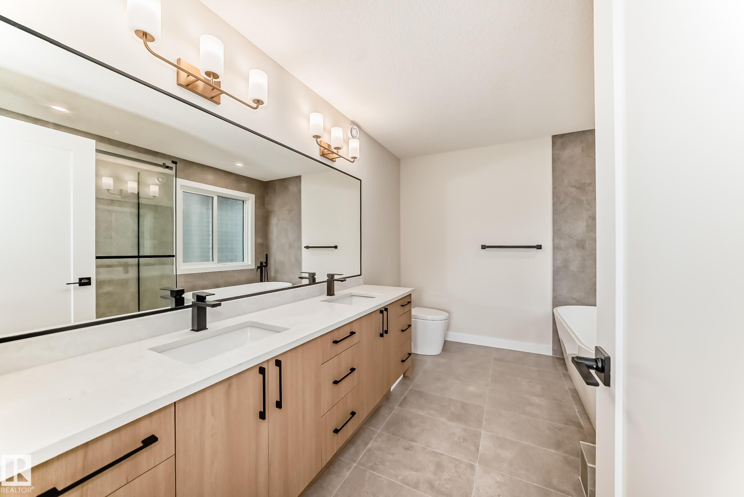 Photo 41 at 9637 85 Street NW, Holyrood, Edmonton