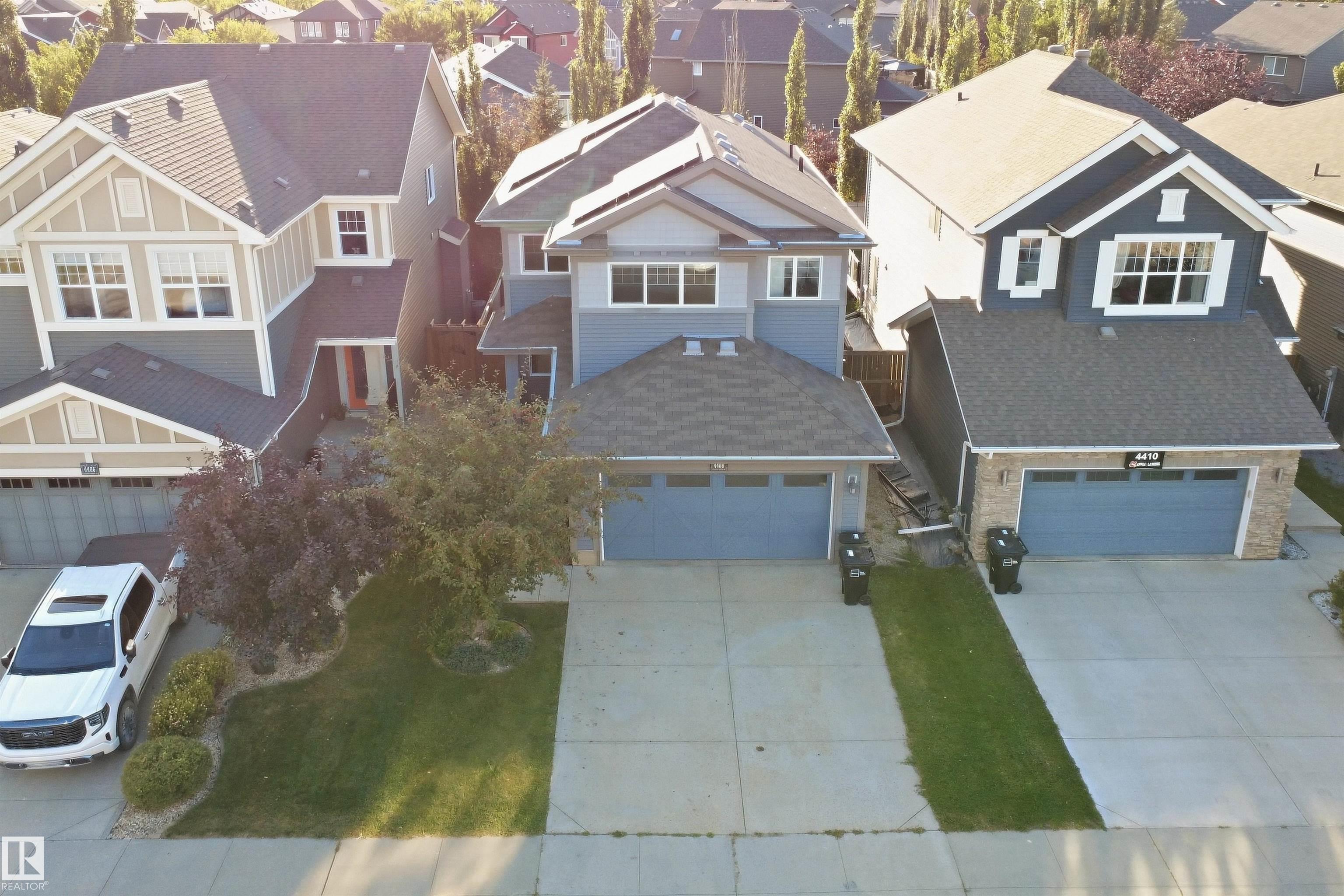 Listing photo thumbnail