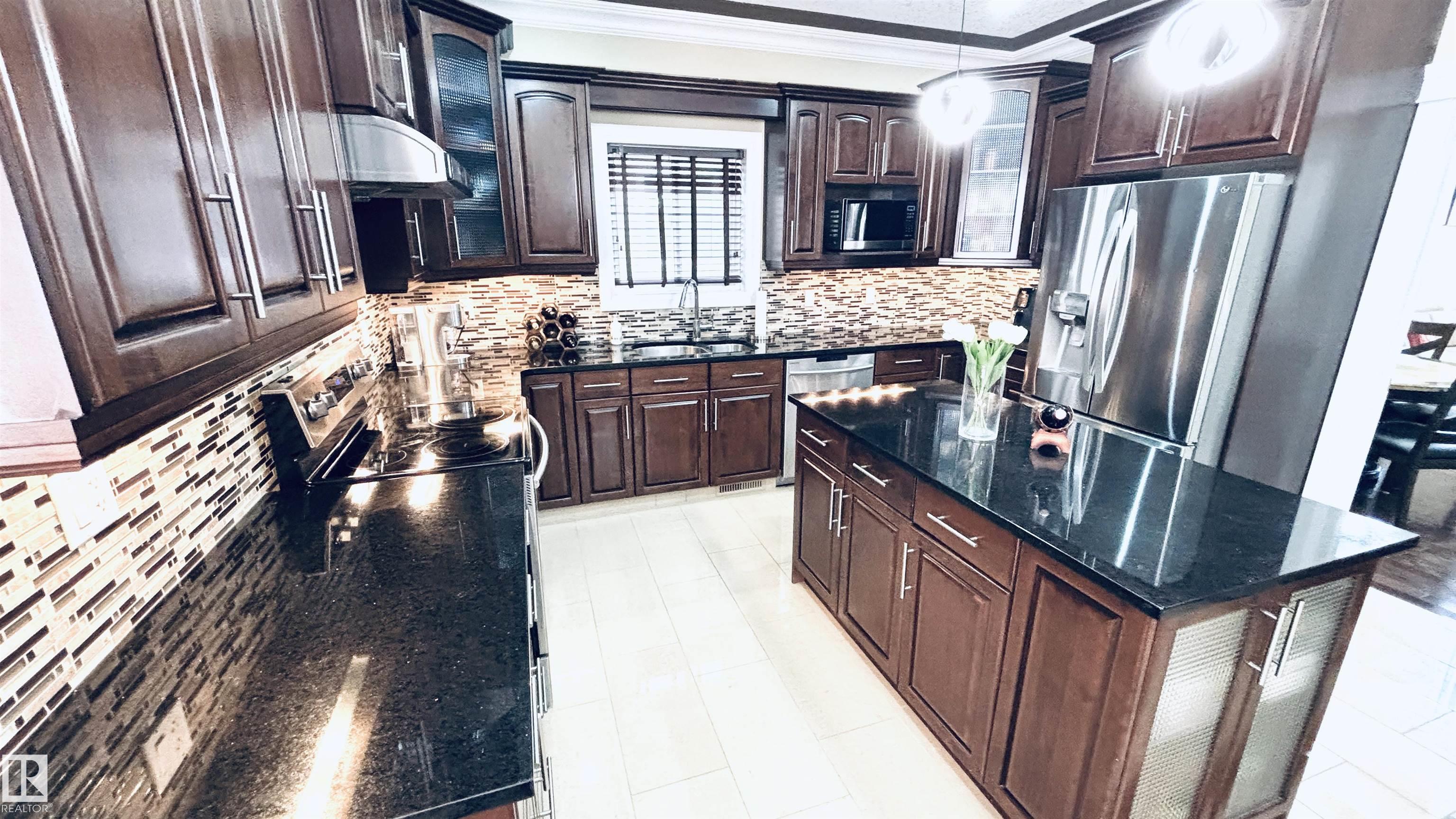 Photo 23 at 1515 68 Street SW, Summerside, Edmonton