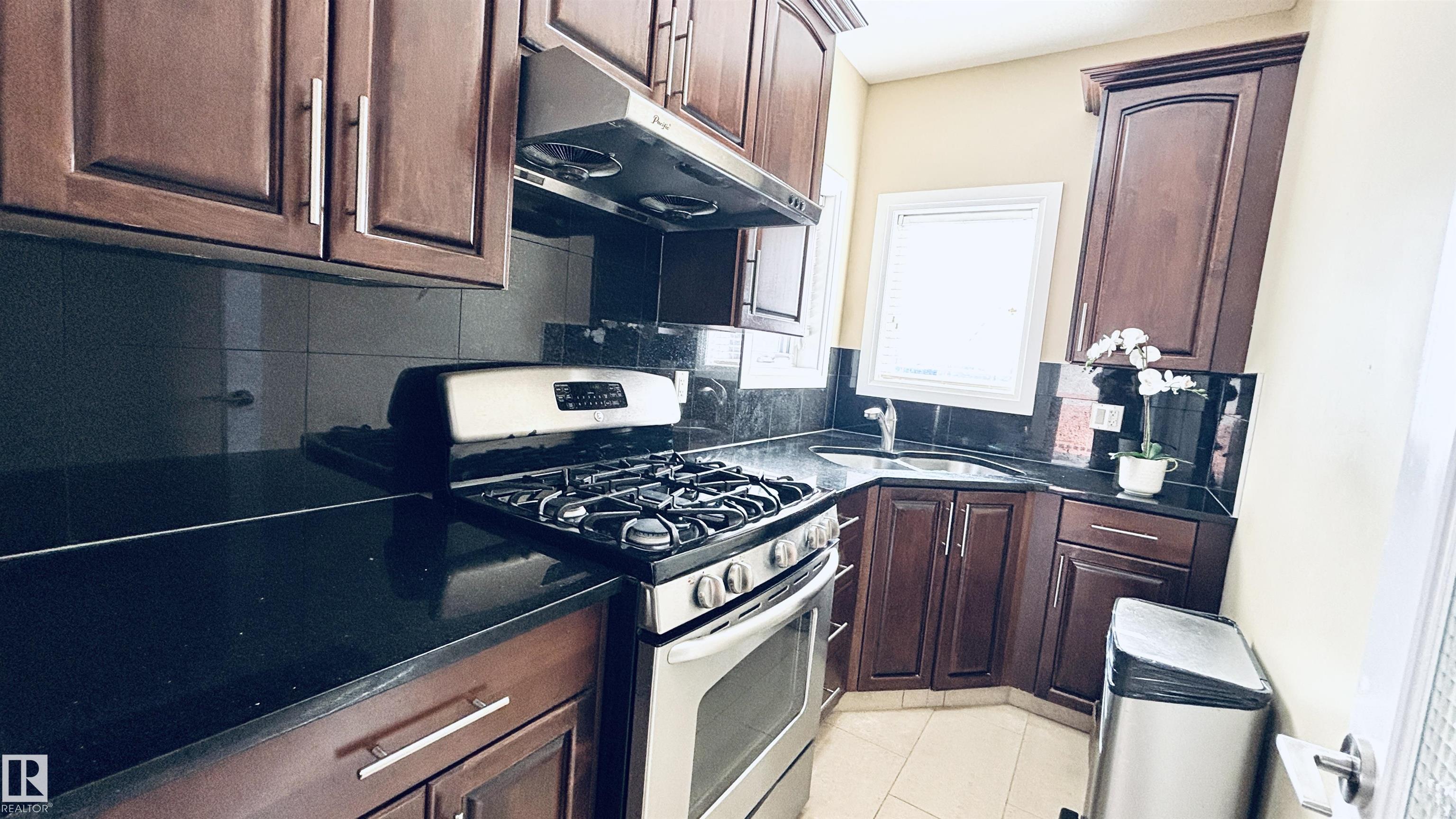 Photo 25 at 1515 68 Street SW, Summerside, Edmonton