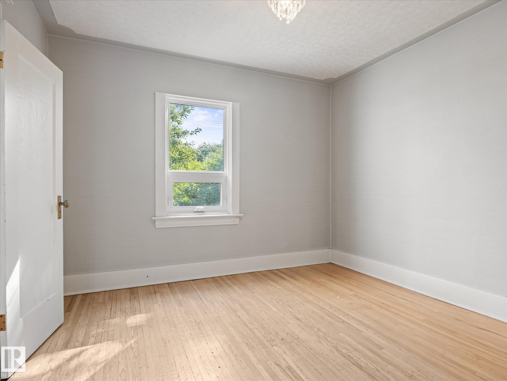 Photo 15 at 11331 66 Street NW, Highlands, Edmonton