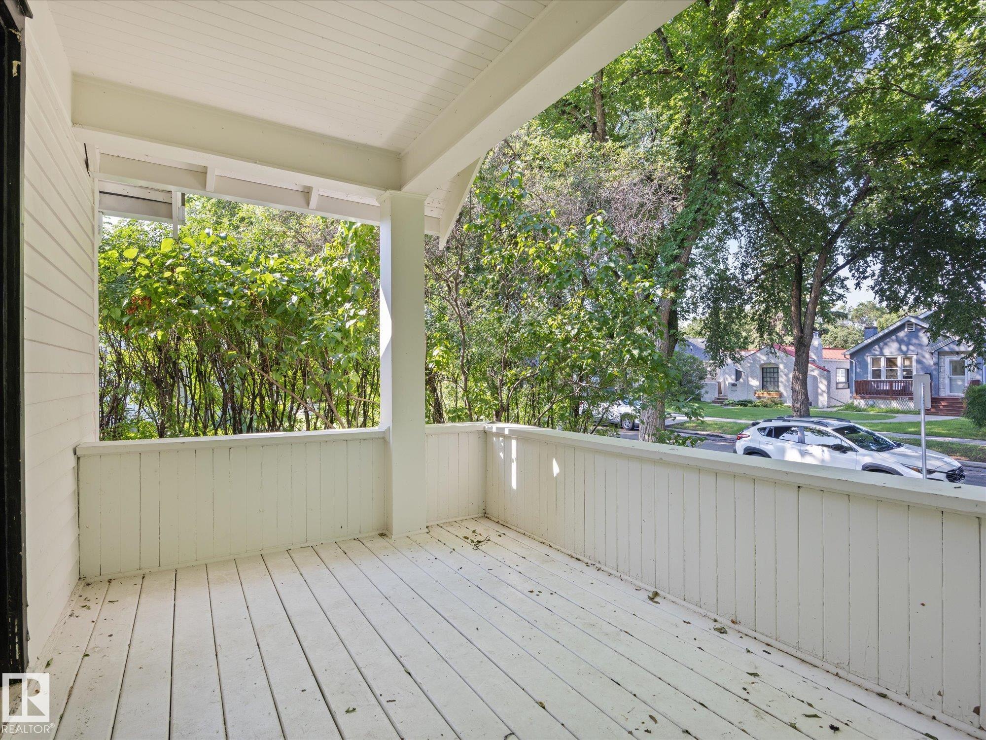 Photo 5 at 11331 66 Street NW, Highlands, Edmonton