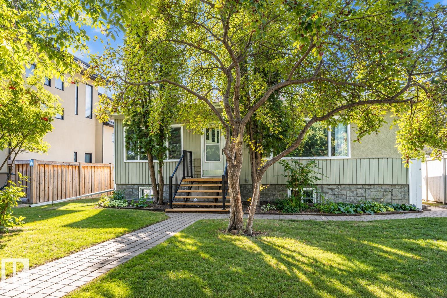 Photo 4 at 8743 Strathearn Drive NW, Strathearn, Edmonton