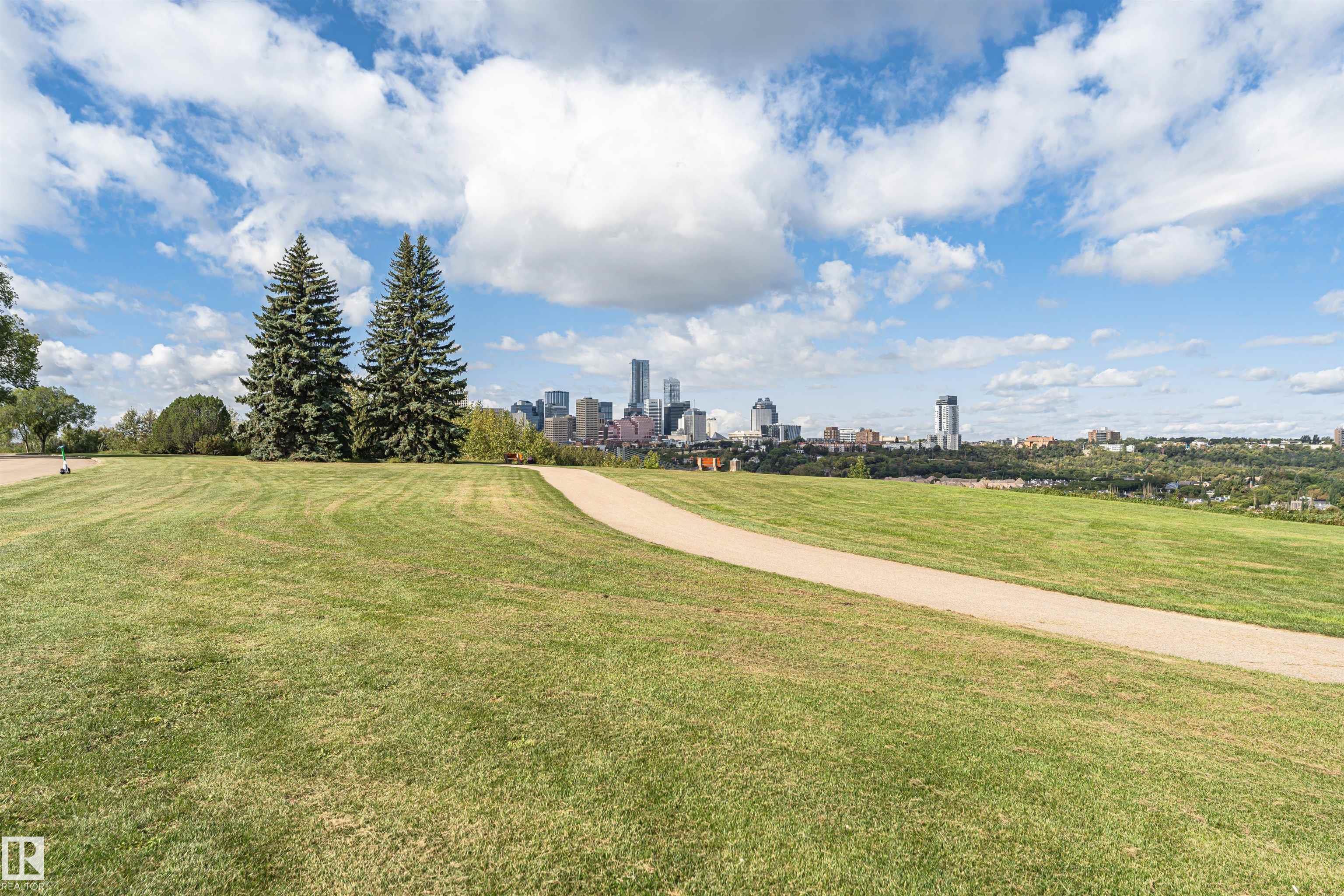 Photo 35 at 8743 Strathearn Drive NW, Strathearn, Edmonton