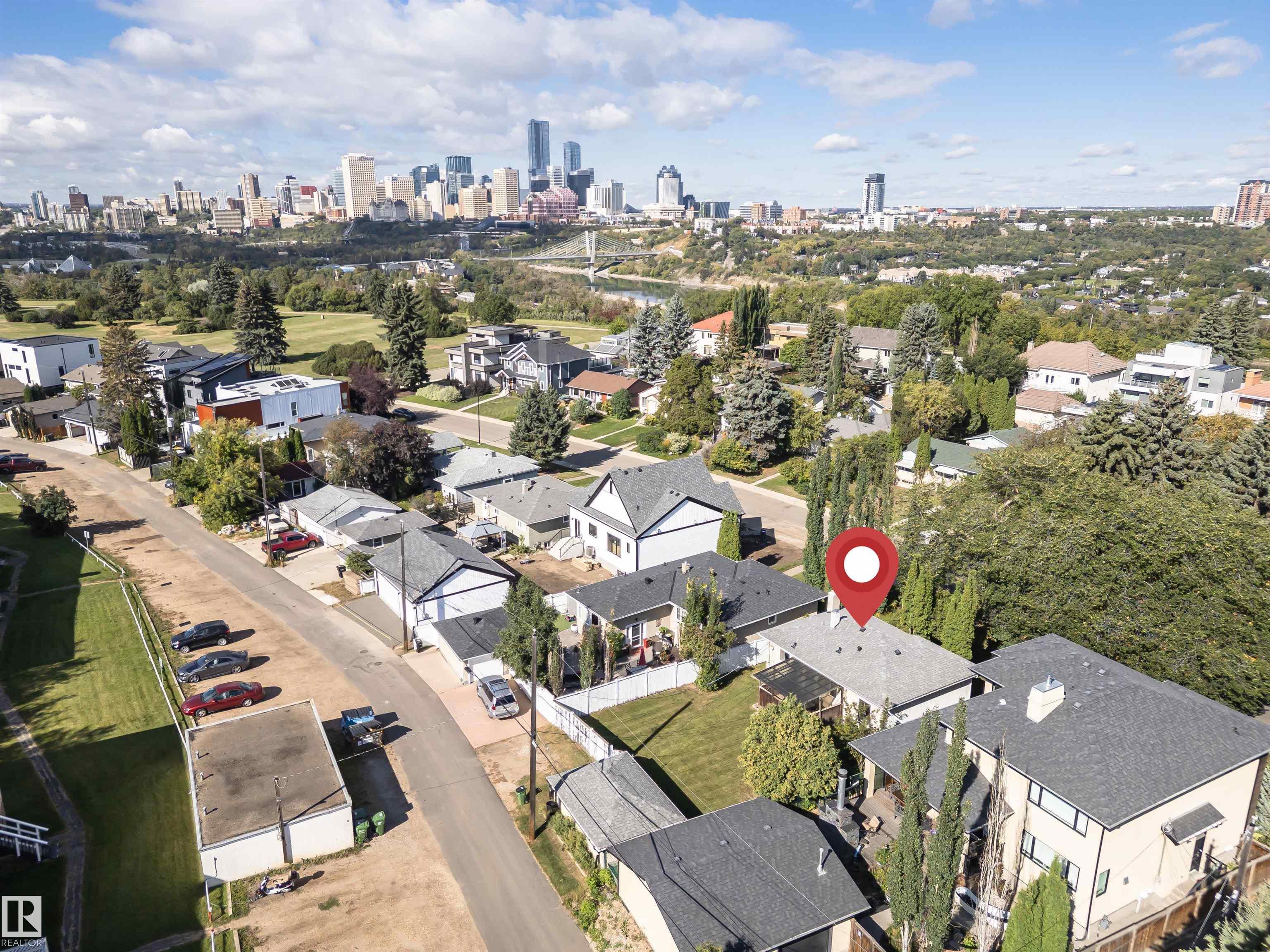 Photo 37 at 8743 Strathearn Drive NW, Strathearn, Edmonton