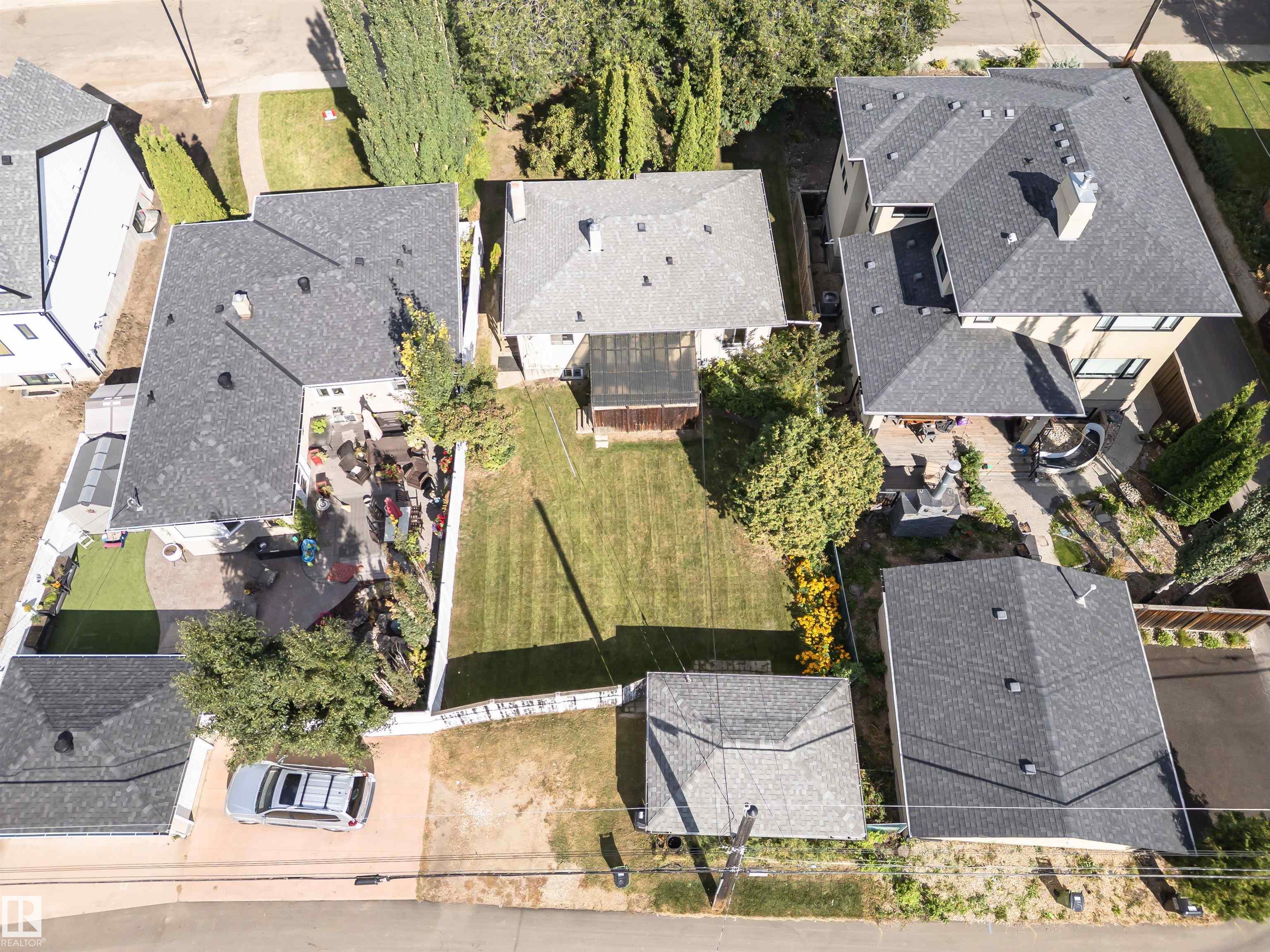 Photo 46 at 8743 Strathearn Drive NW, Strathearn, Edmonton