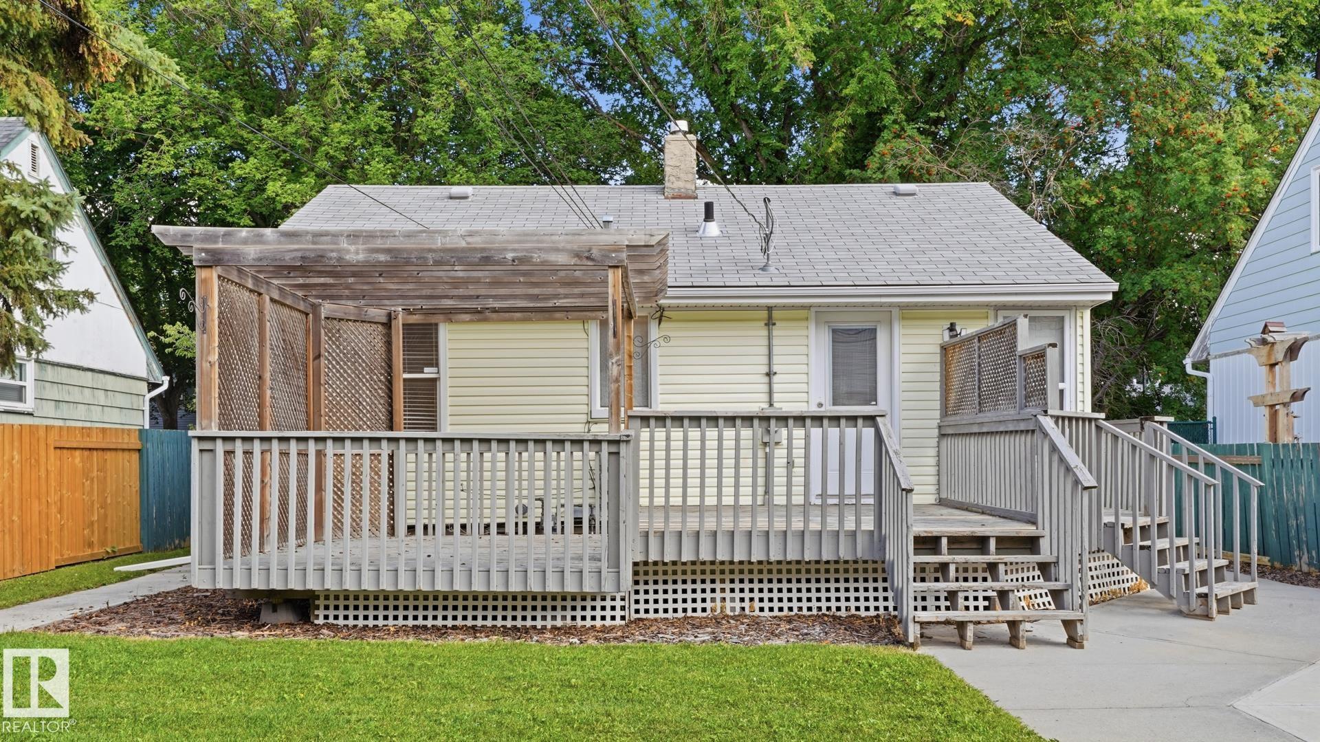 Photo 38 at 11836 62 Street NW, Montrose, Edmonton