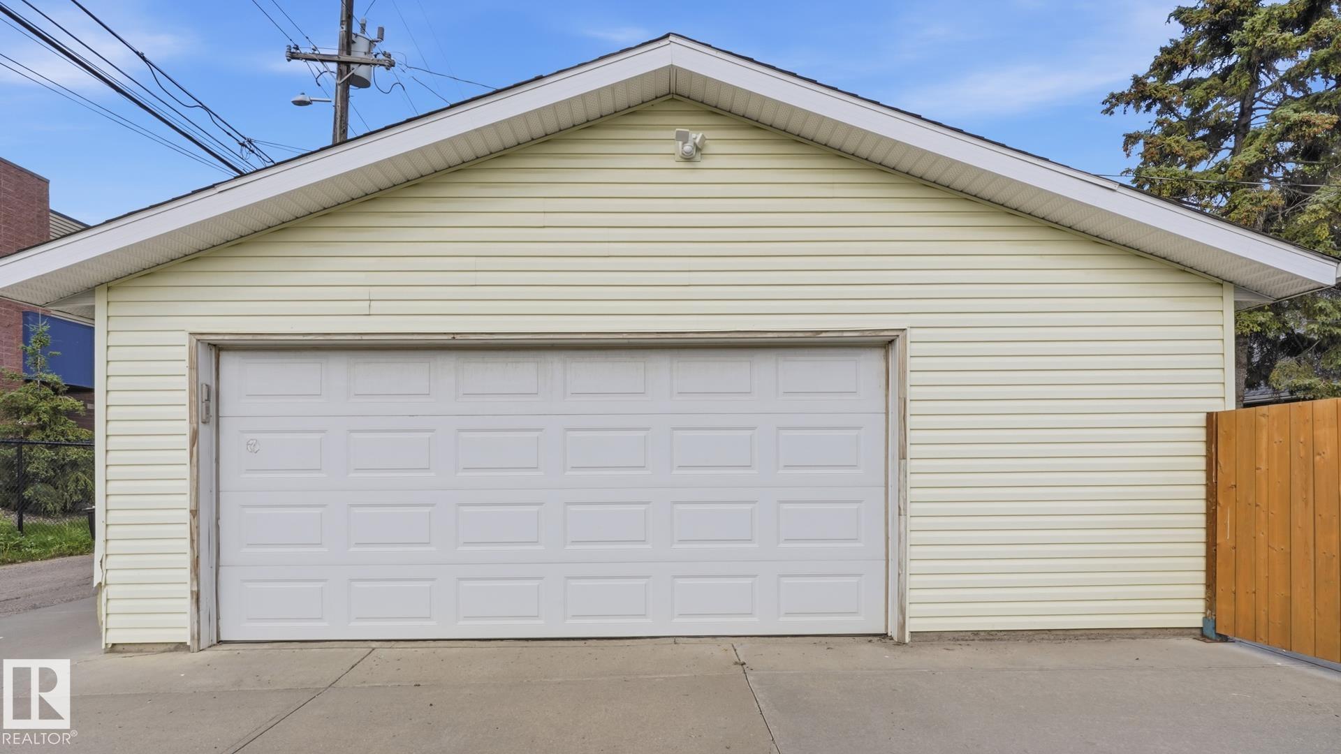 Photo 43 at 11836 62 Street NW, Montrose, Edmonton