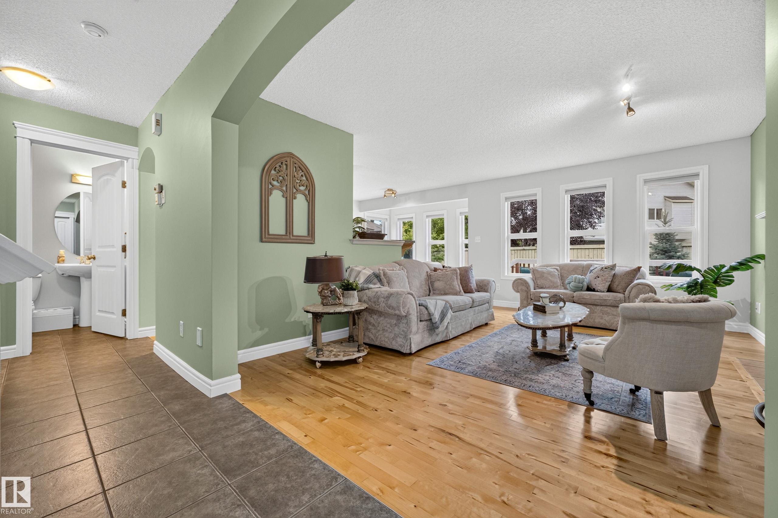 Photo 2 at 984 Rutherford Road SW, Rutherford, Edmonton