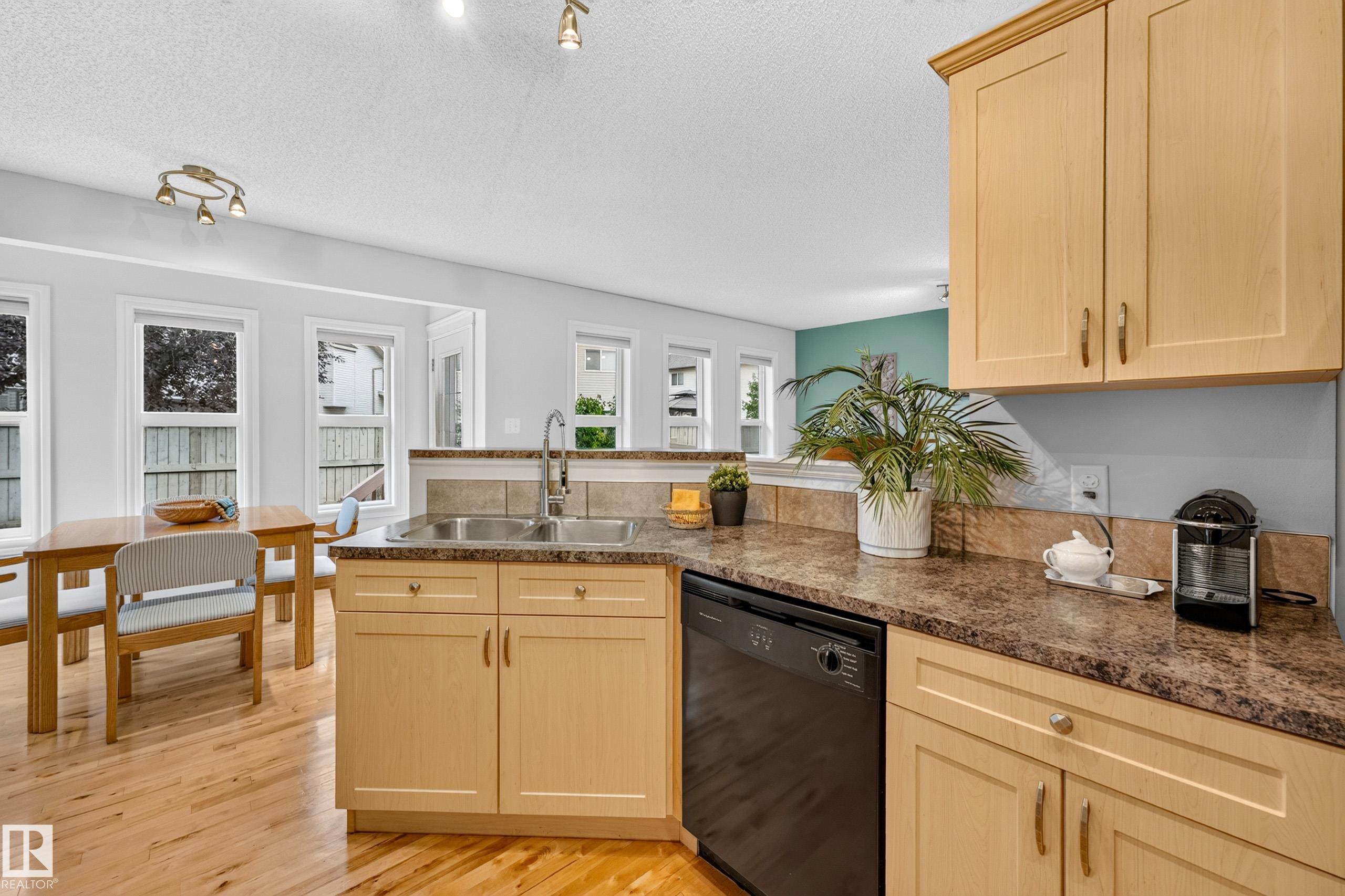 Photo 14 at 984 Rutherford Road SW, Rutherford, Edmonton