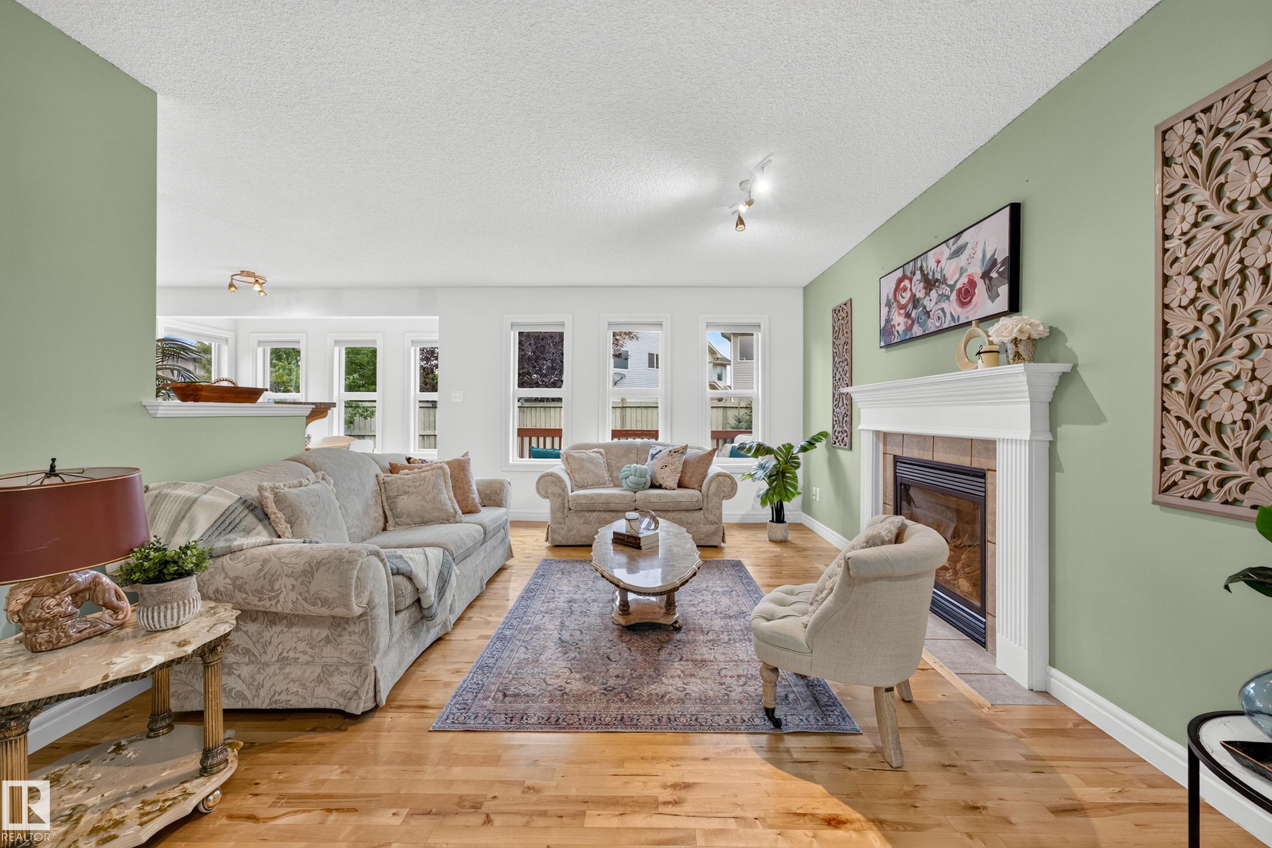 Photo 3 at 984 Rutherford Road SW, Rutherford, Edmonton
