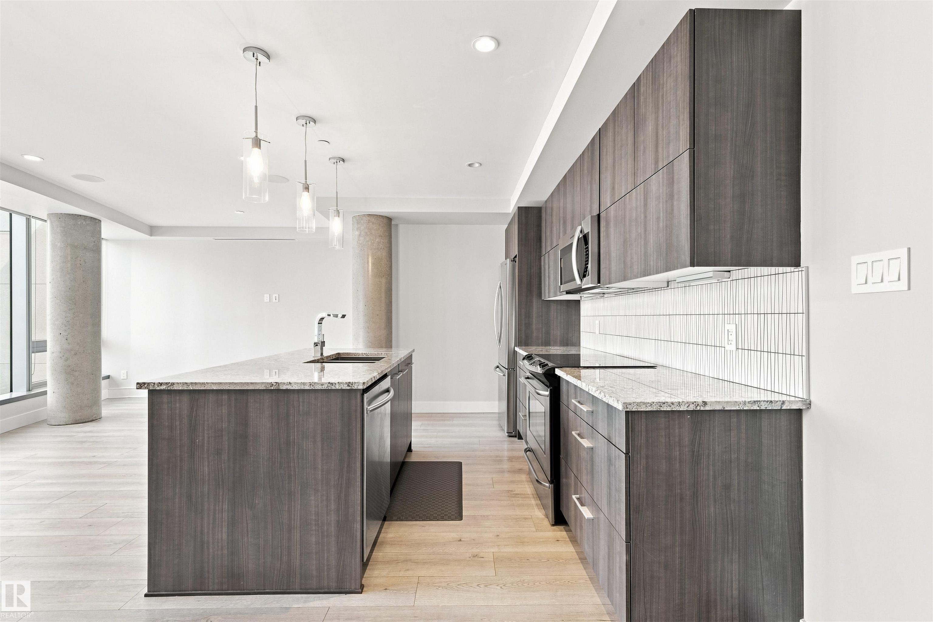Photo 16 at 304 - 11969 Jasper Avenue NW, Wîhkwêntôwin, Edmonton