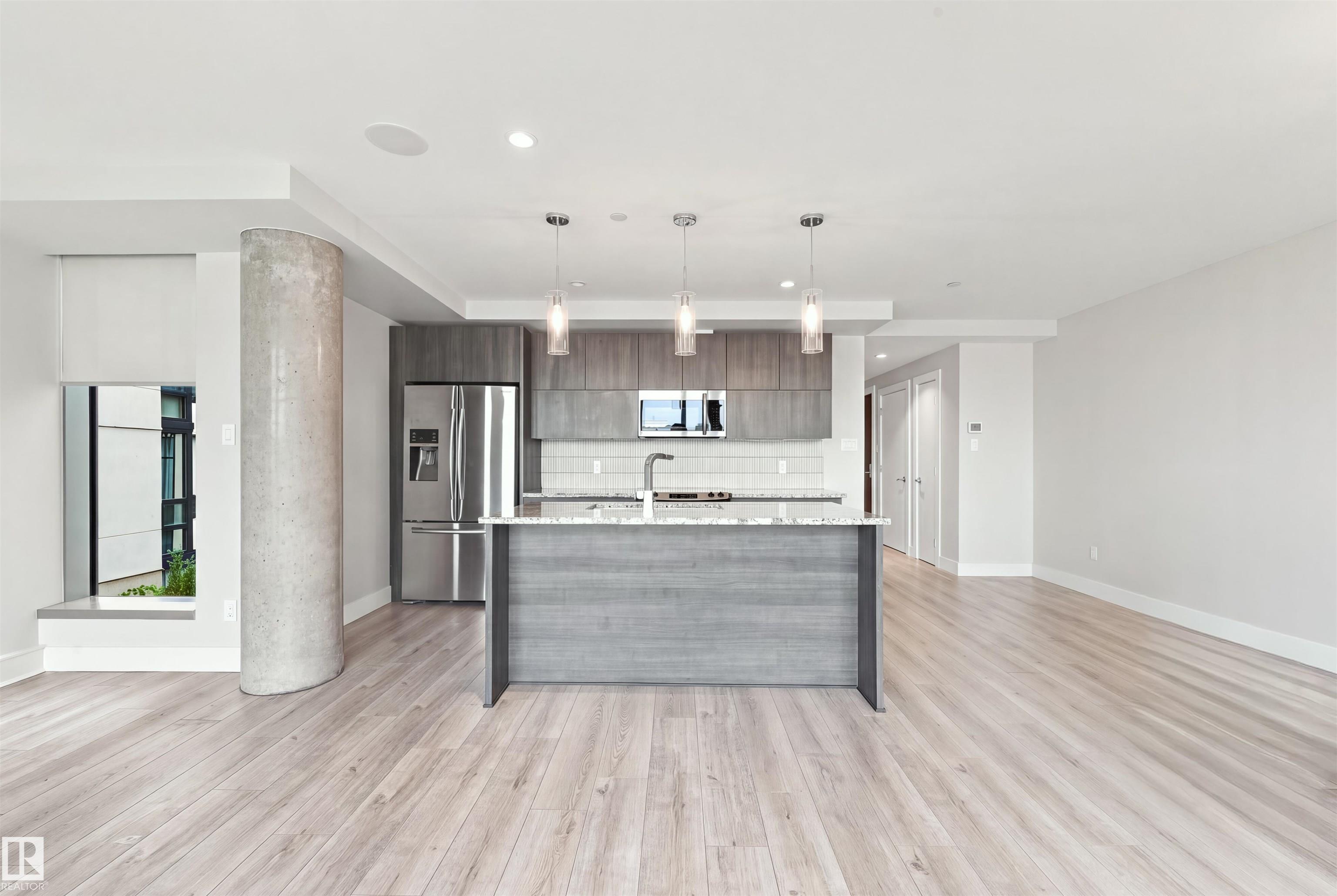 Photo 17 at 304 - 11969 Jasper Avenue NW, Wîhkwêntôwin, Edmonton
