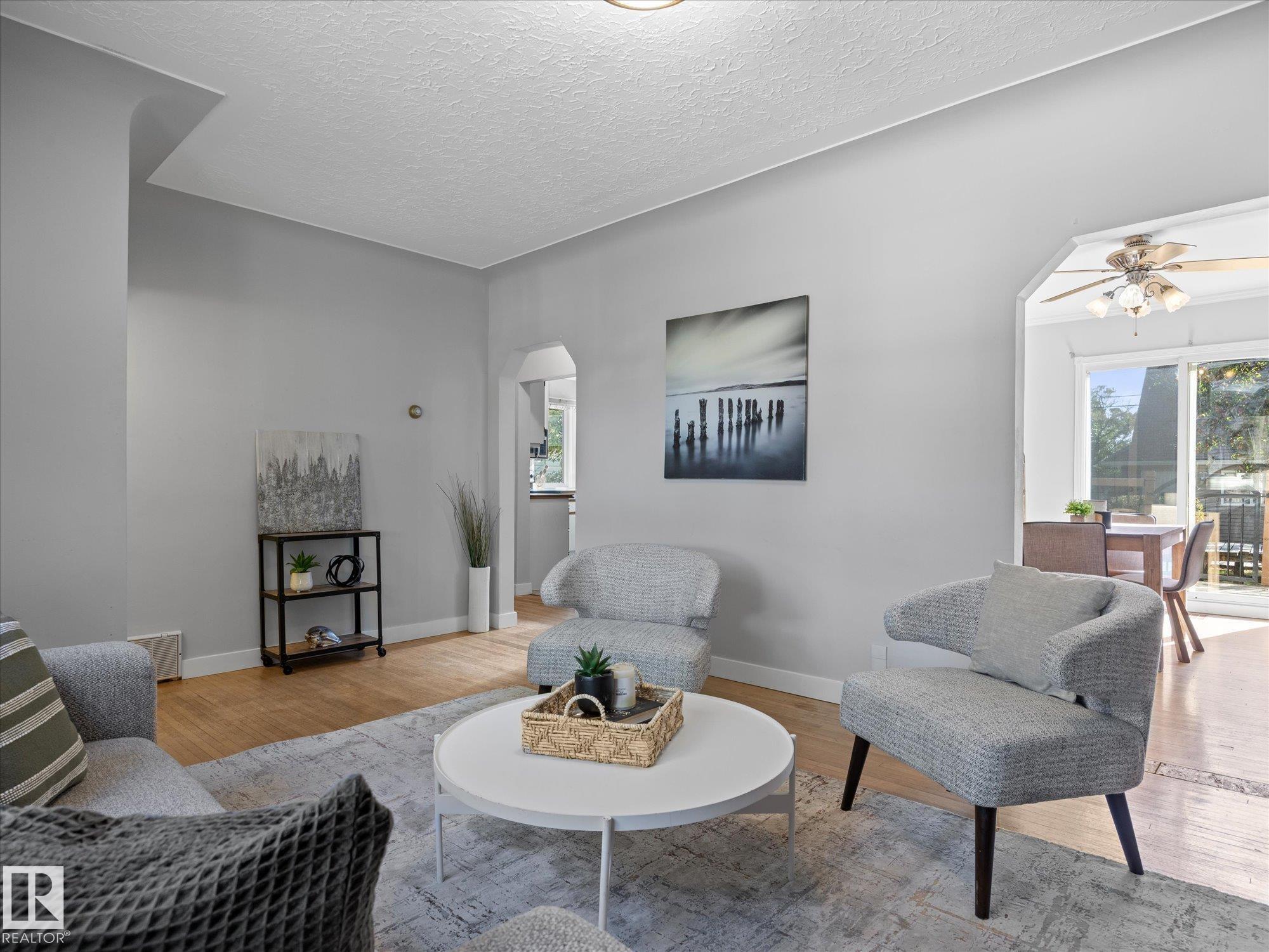 Photo 6 at 11119 62 Avenue NW, Parkallen, Edmonton