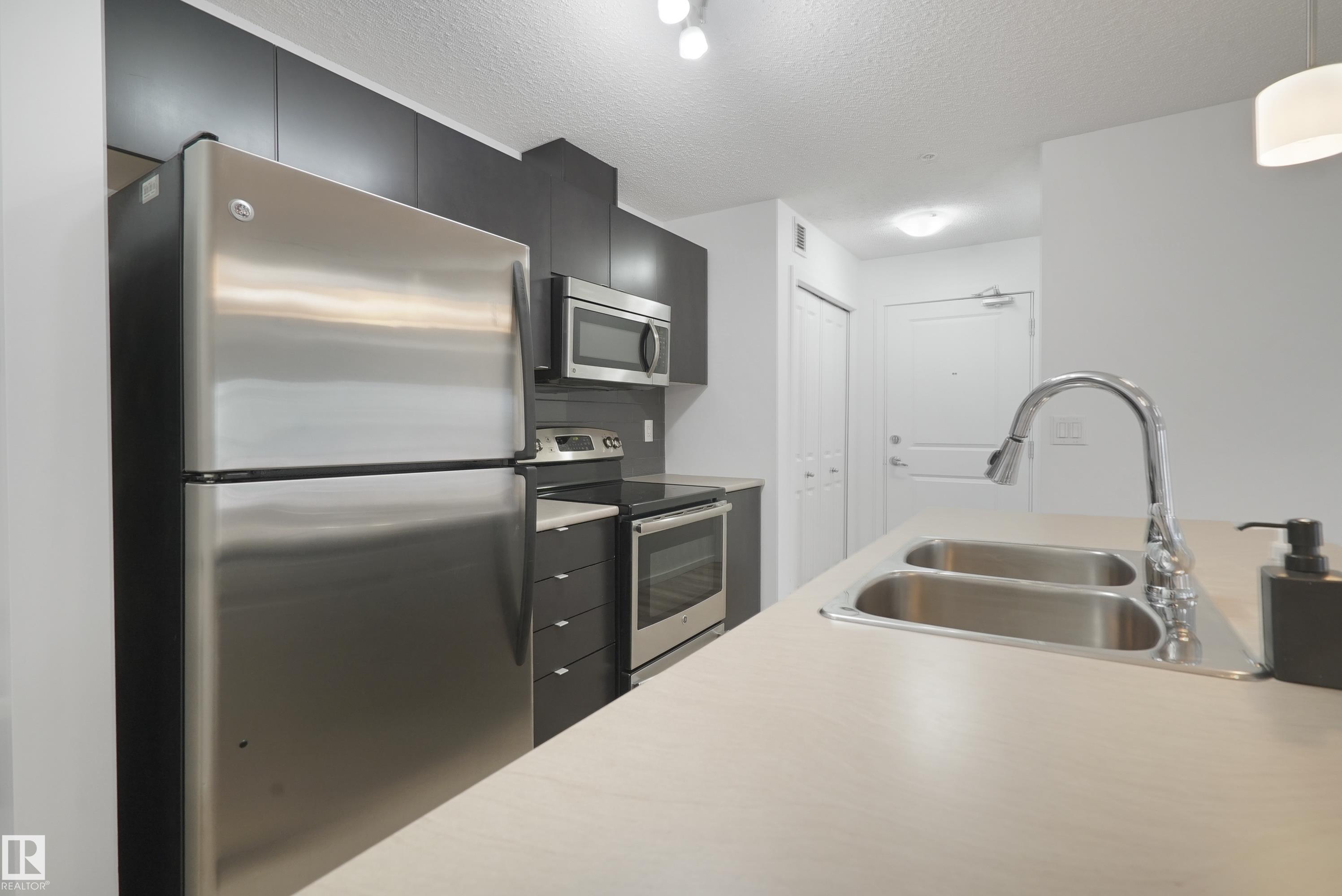 Photo 12 at 114 - 3357 16a Avenue NW, Laurel, Edmonton