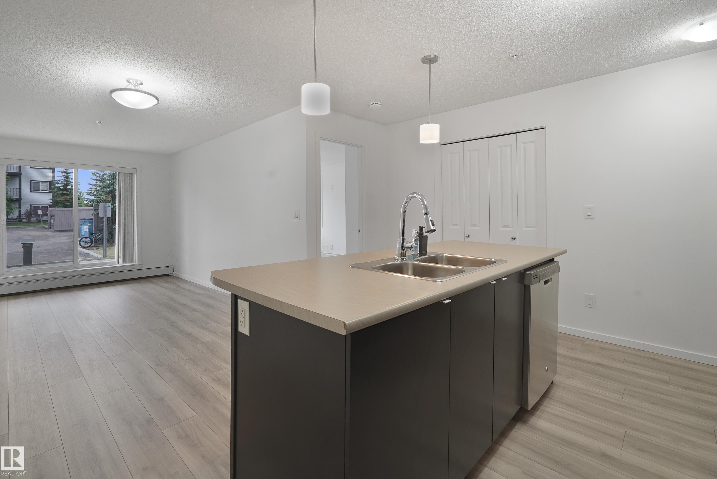 Photo 8 at 114 - 3357 16a Avenue NW, Laurel, Edmonton