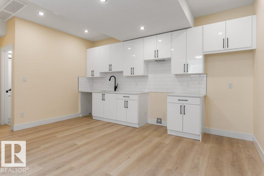 Photo 31 at 10323 79 Street NW, Forest Heights, Edmonton