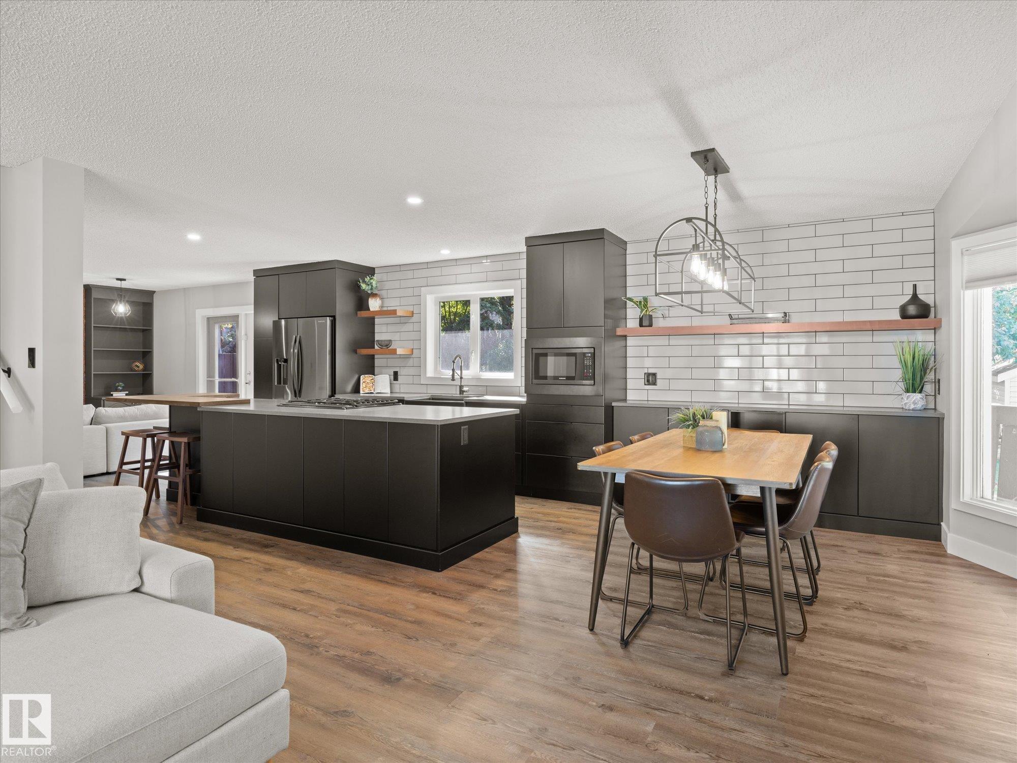 Photo 14 at 15 Willoughby Drive, Woodlands, St. Albert