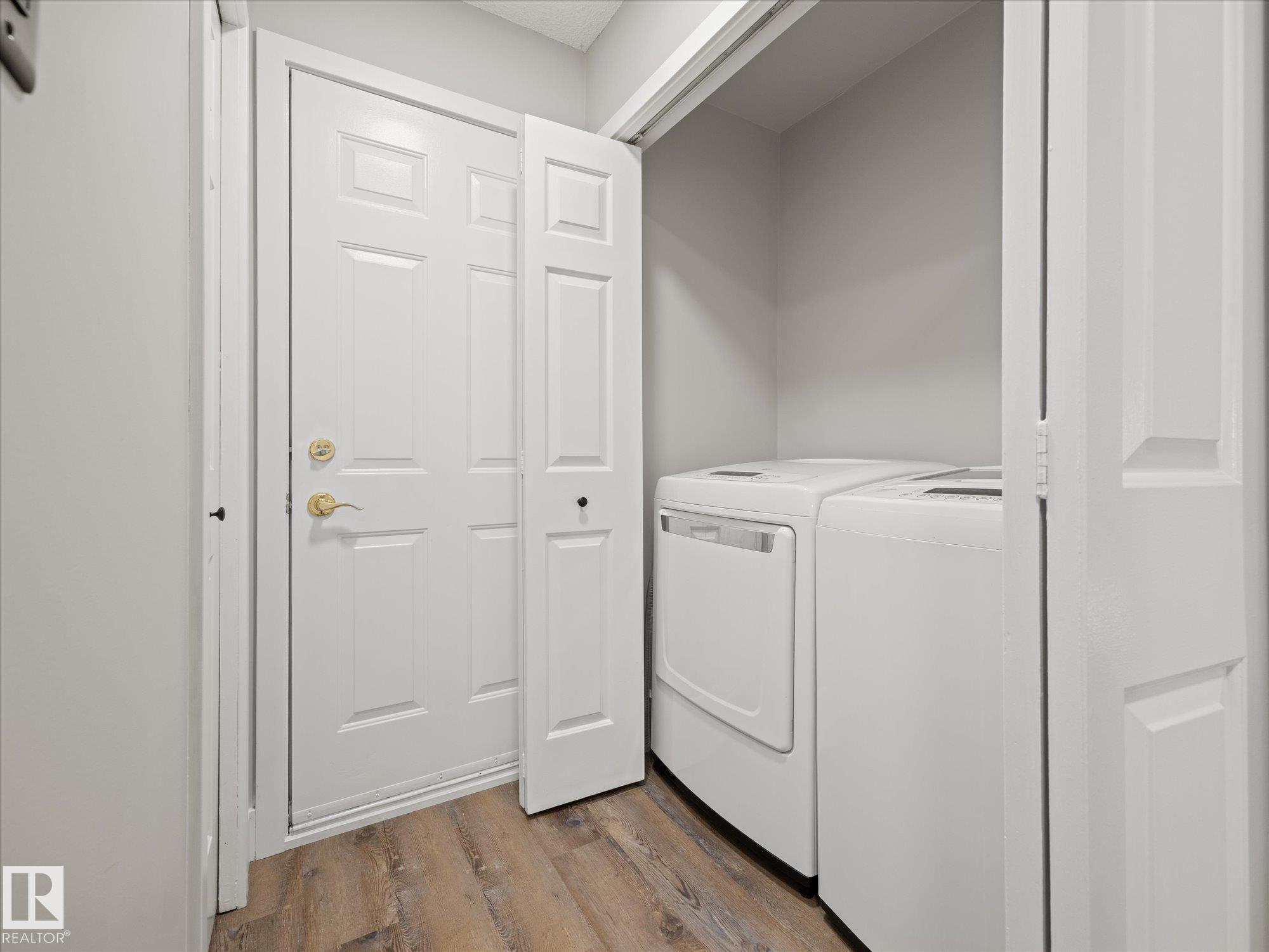 Photo 17 at 15 Willoughby Drive, Woodlands, St. Albert