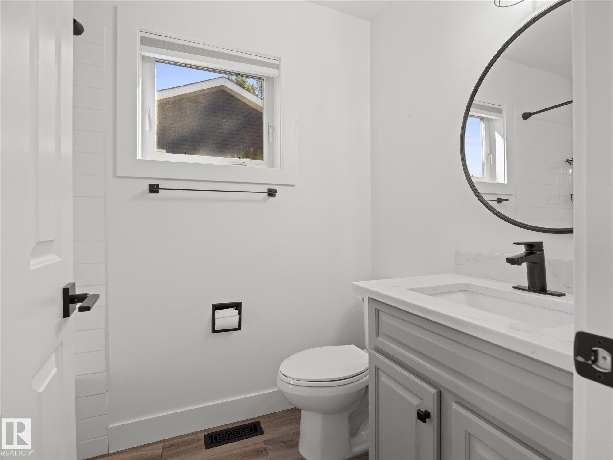 Photo 27 at 15 Willoughby Drive, Woodlands, St. Albert