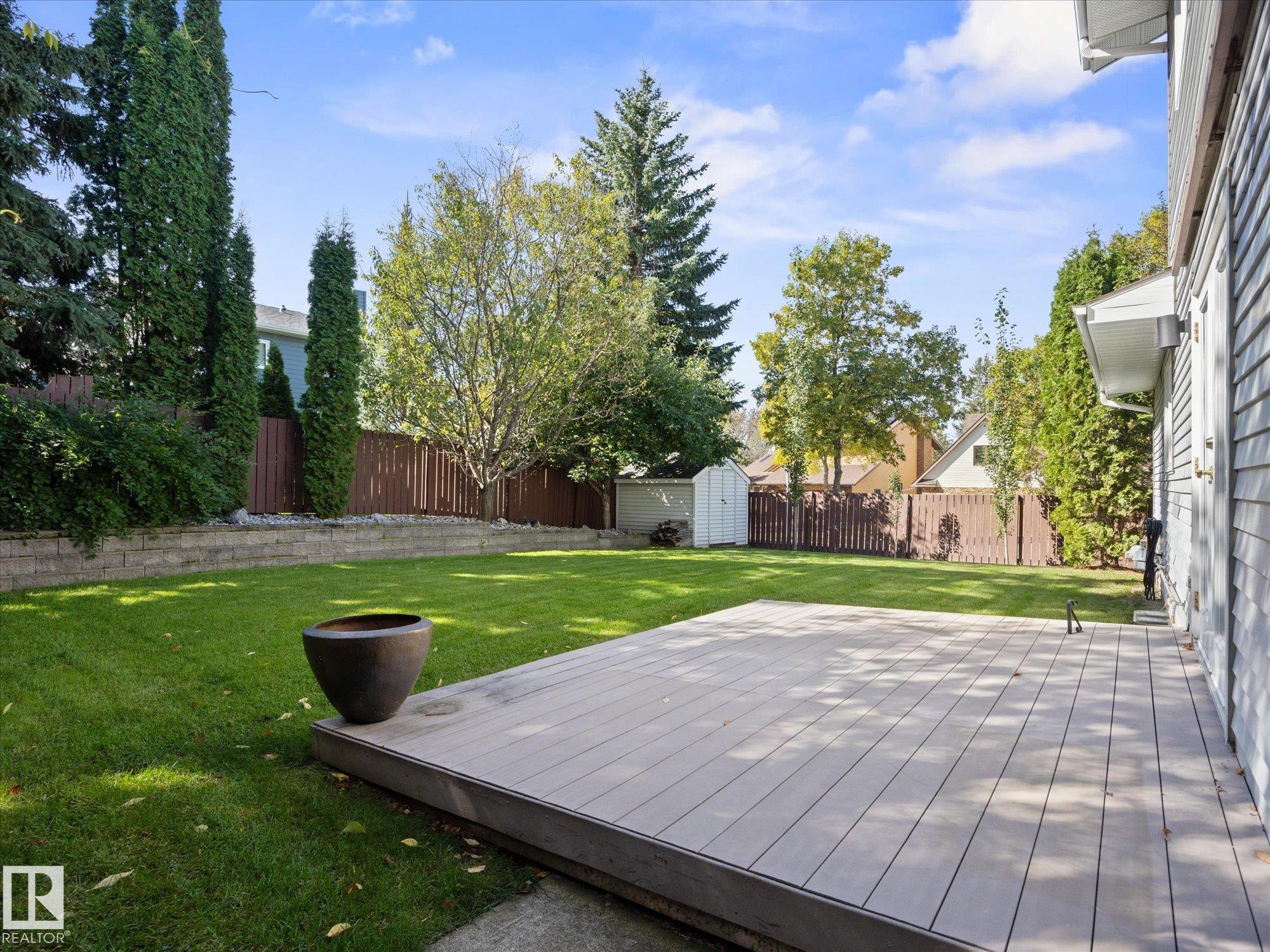Photo 34 at 15 Willoughby Drive, Woodlands, St. Albert