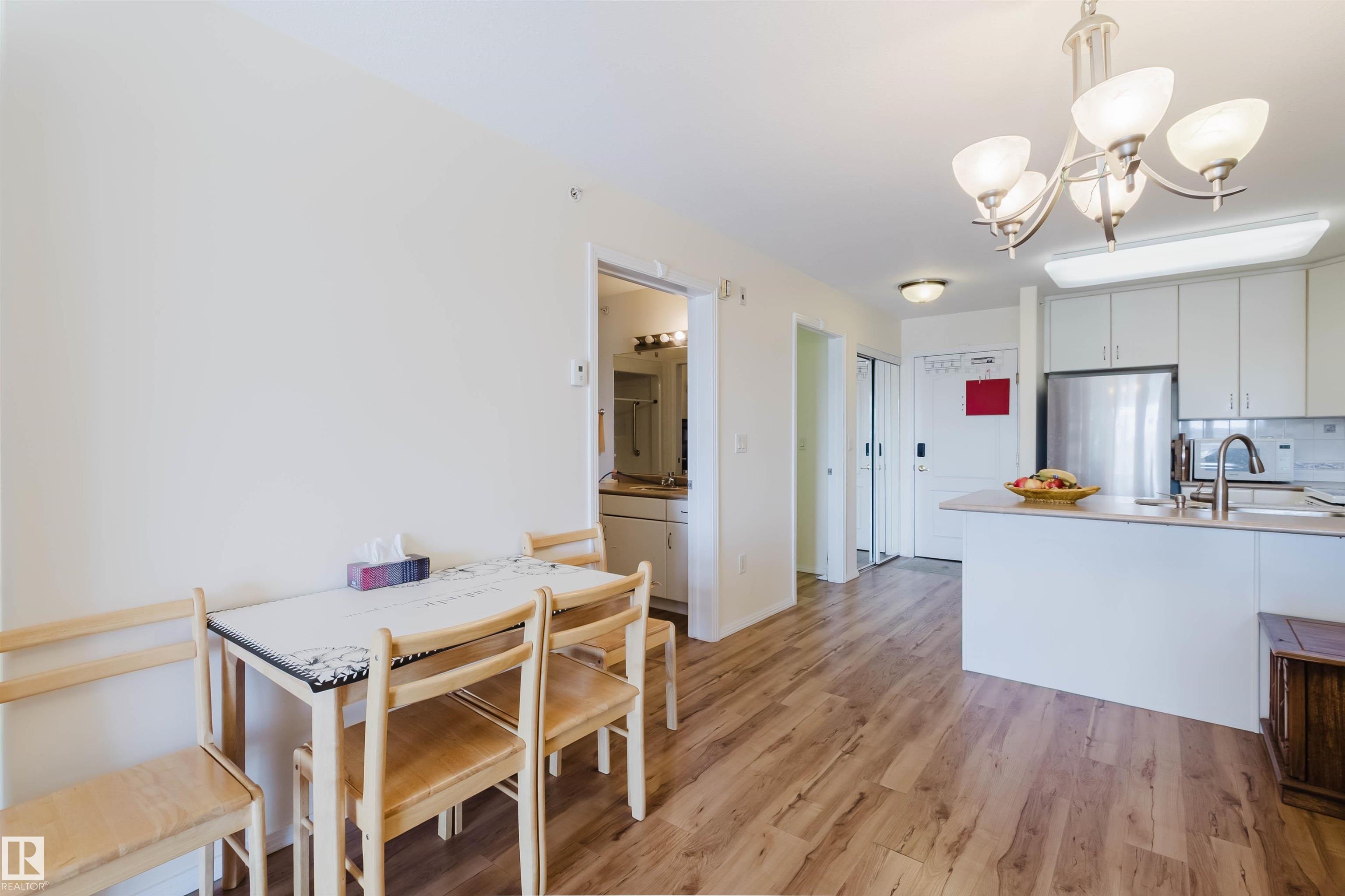 Photo 16 at 405 - 8922 156 Street NW, Meadowlark Park, Edmonton