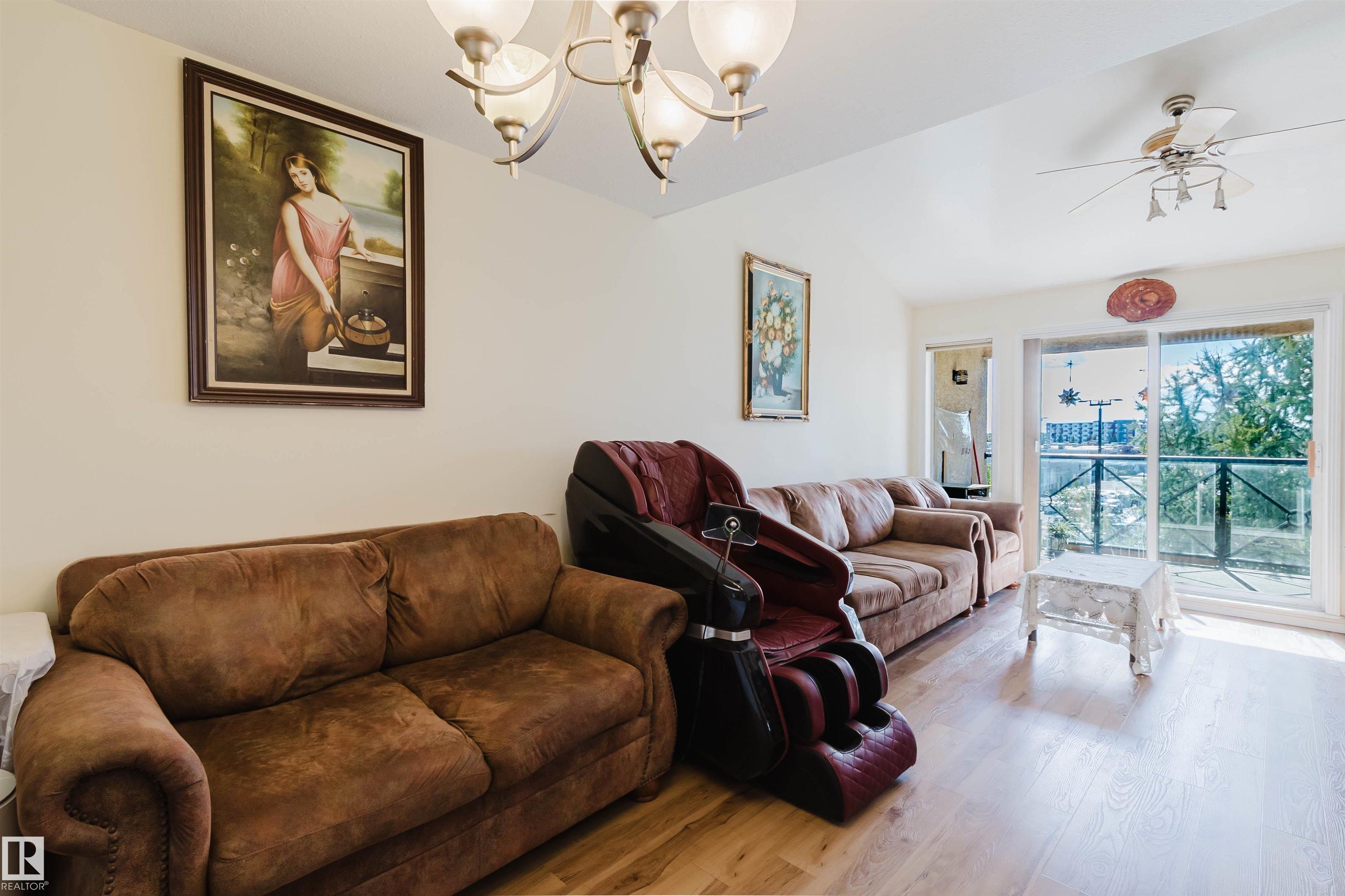 Photo 10 at 405 - 8922 156 Street NW, Meadowlark Park, Edmonton