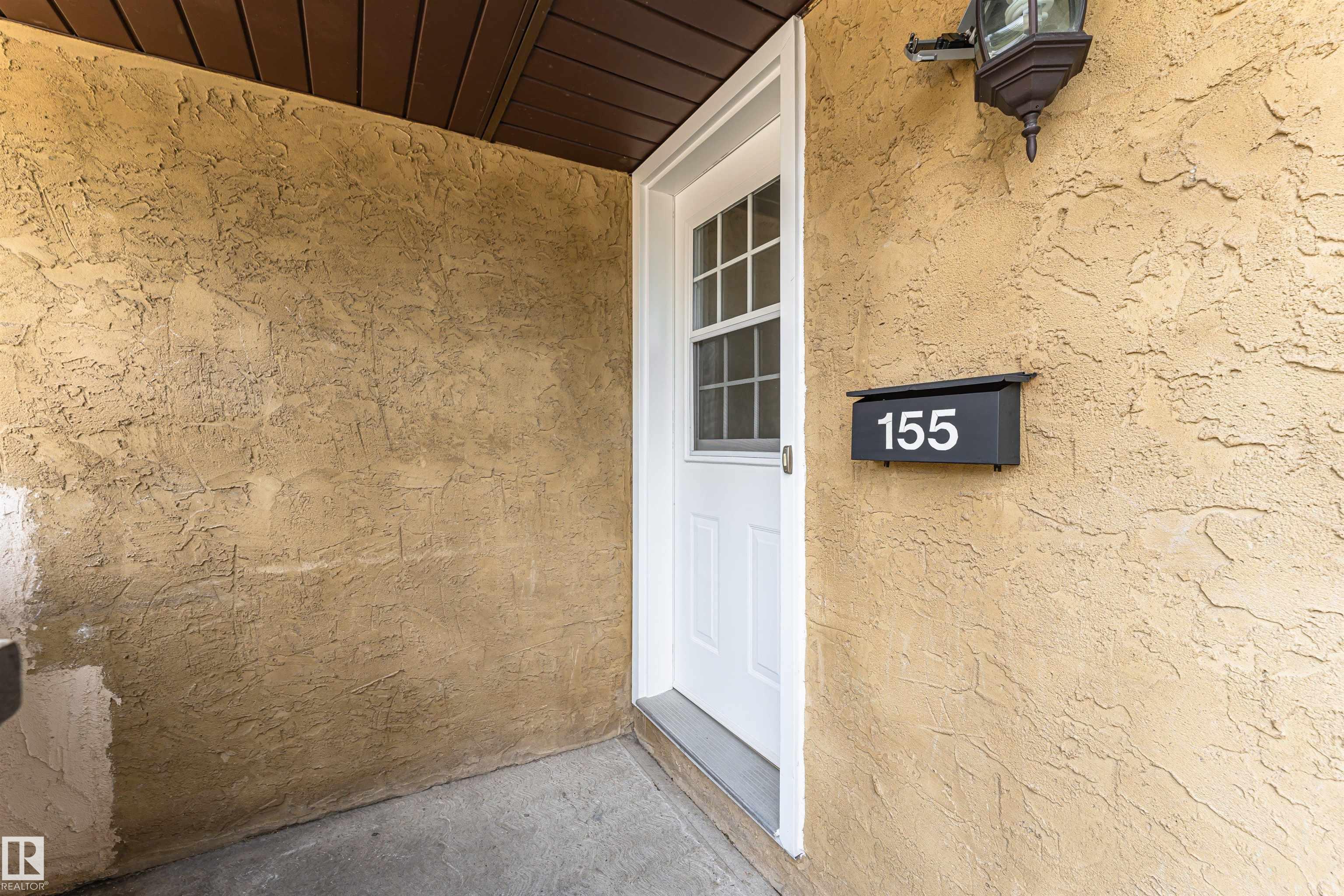 Photo 3 at 155 Woodborough Way NW, Bannerman, Edmonton