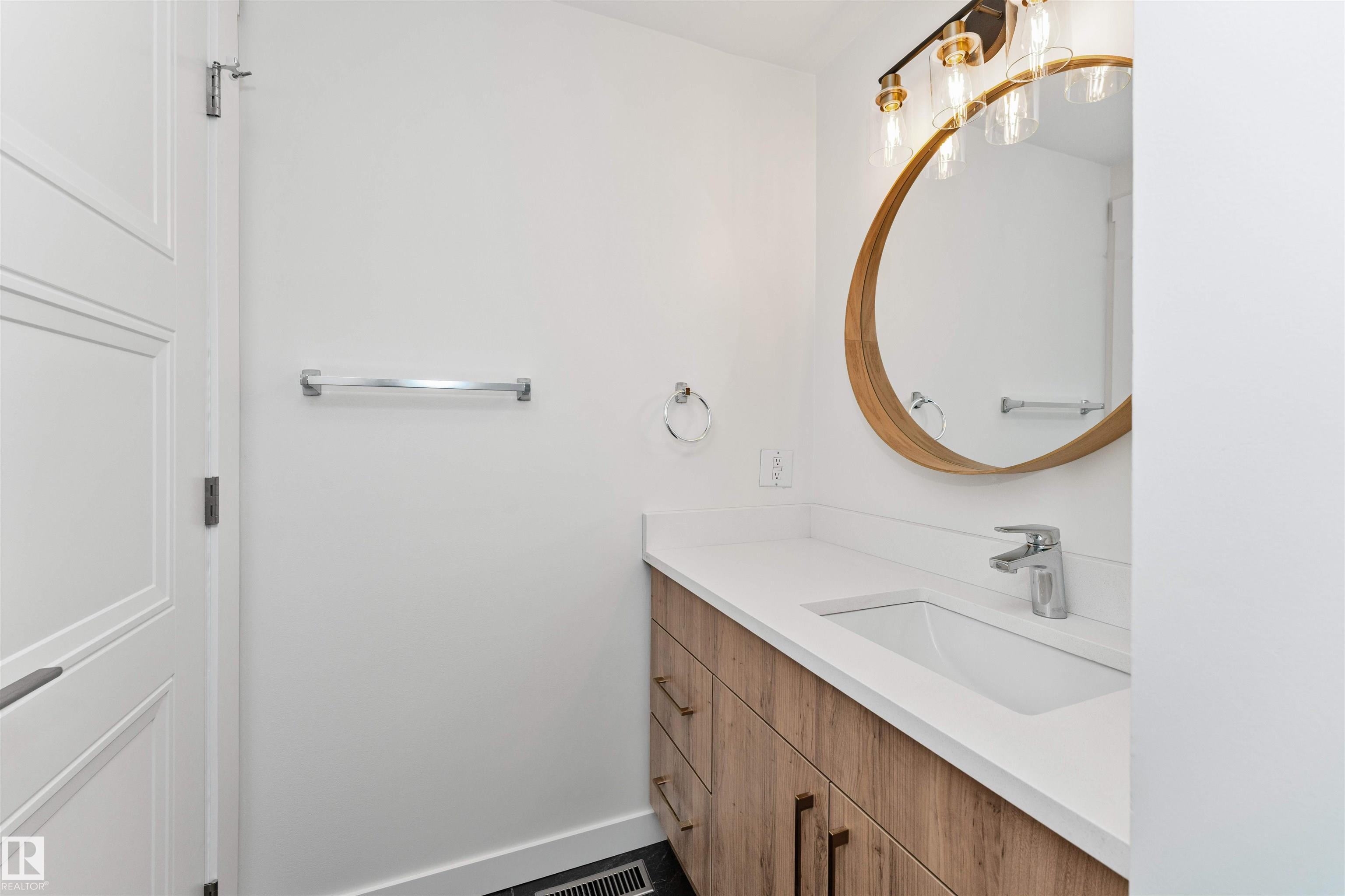 Photo 36 at 155 Woodborough Way NW, Bannerman, Edmonton