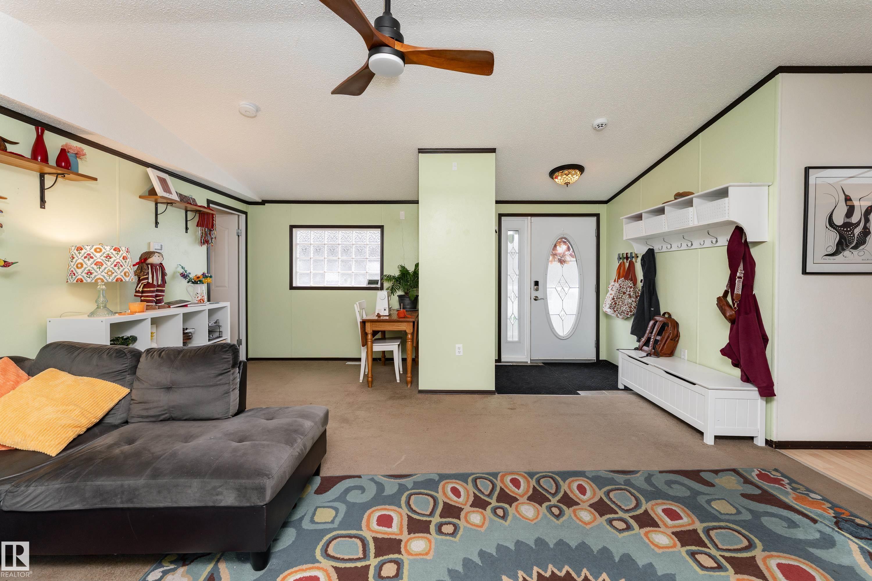 Picture for 422 Oak Wood CR NW NW