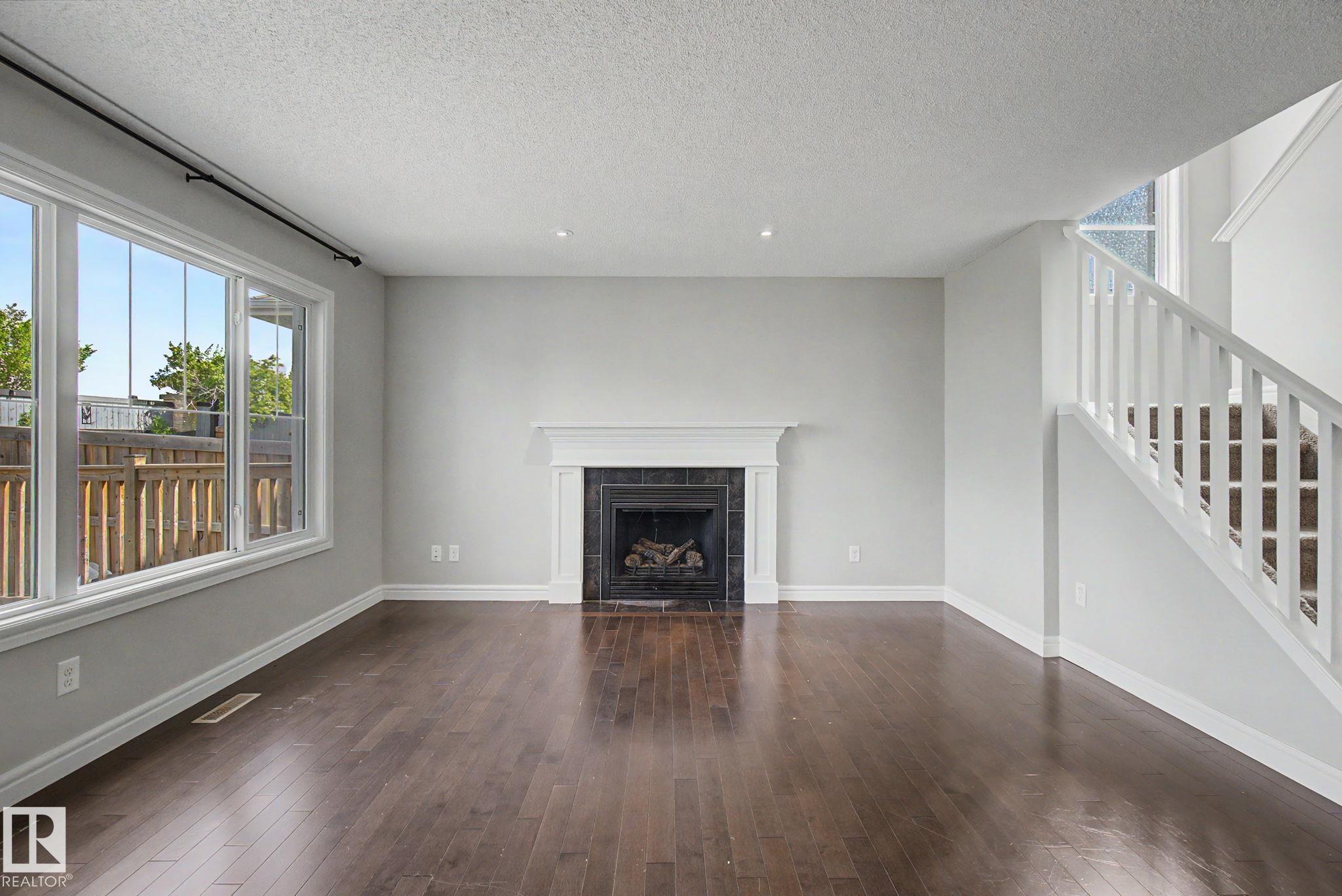 Photo 12 at 15868 10 Avenue SW, Glenridding Heights, Edmonton