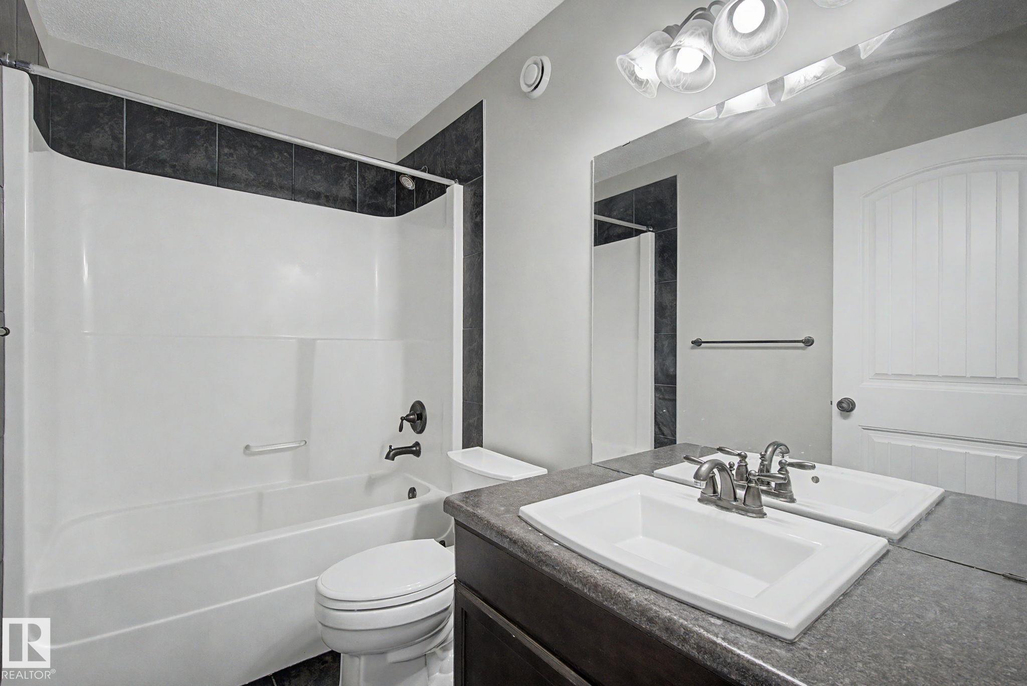 Photo 28 at 15868 10 Avenue SW, Glenridding Heights, Edmonton