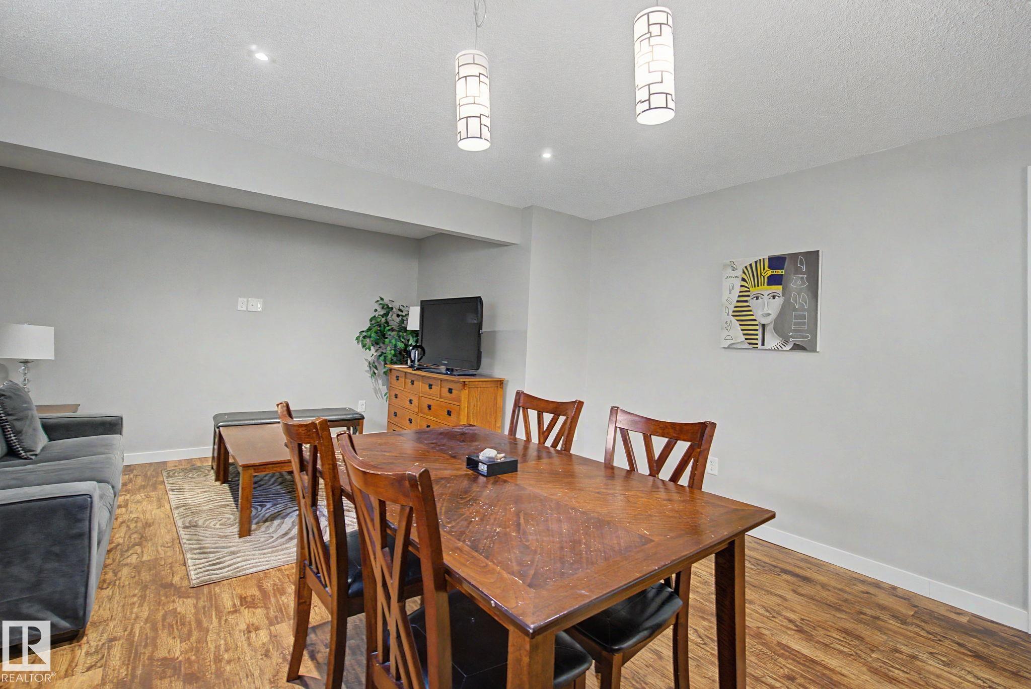 Photo 40 at 15868 10 Avenue SW, Glenridding Heights, Edmonton