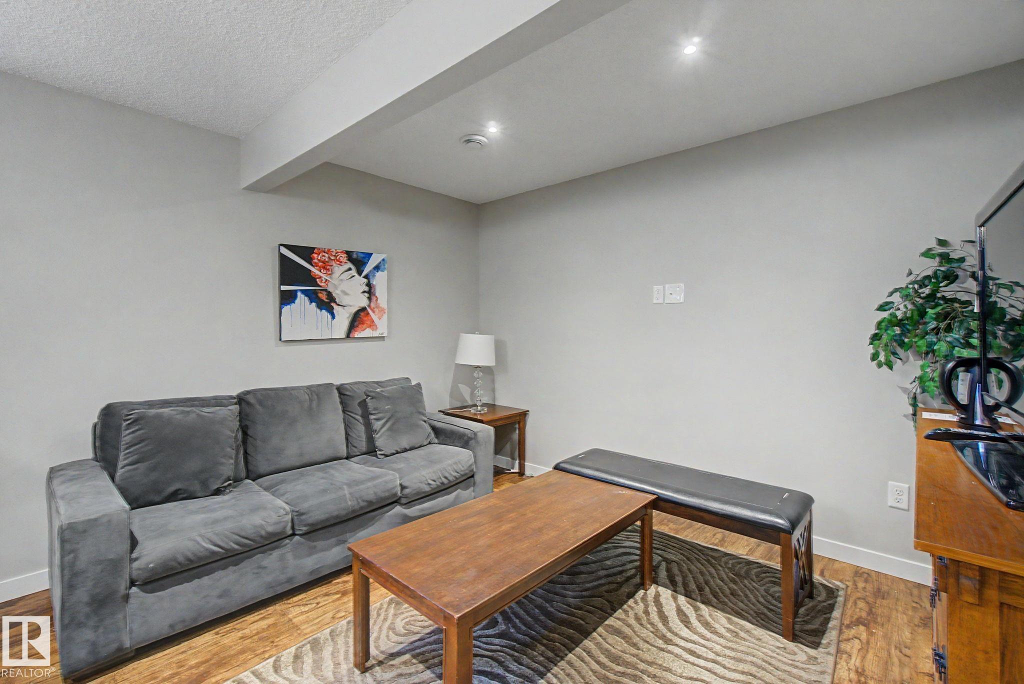 Photo 41 at 15868 10 Avenue SW, Glenridding Heights, Edmonton