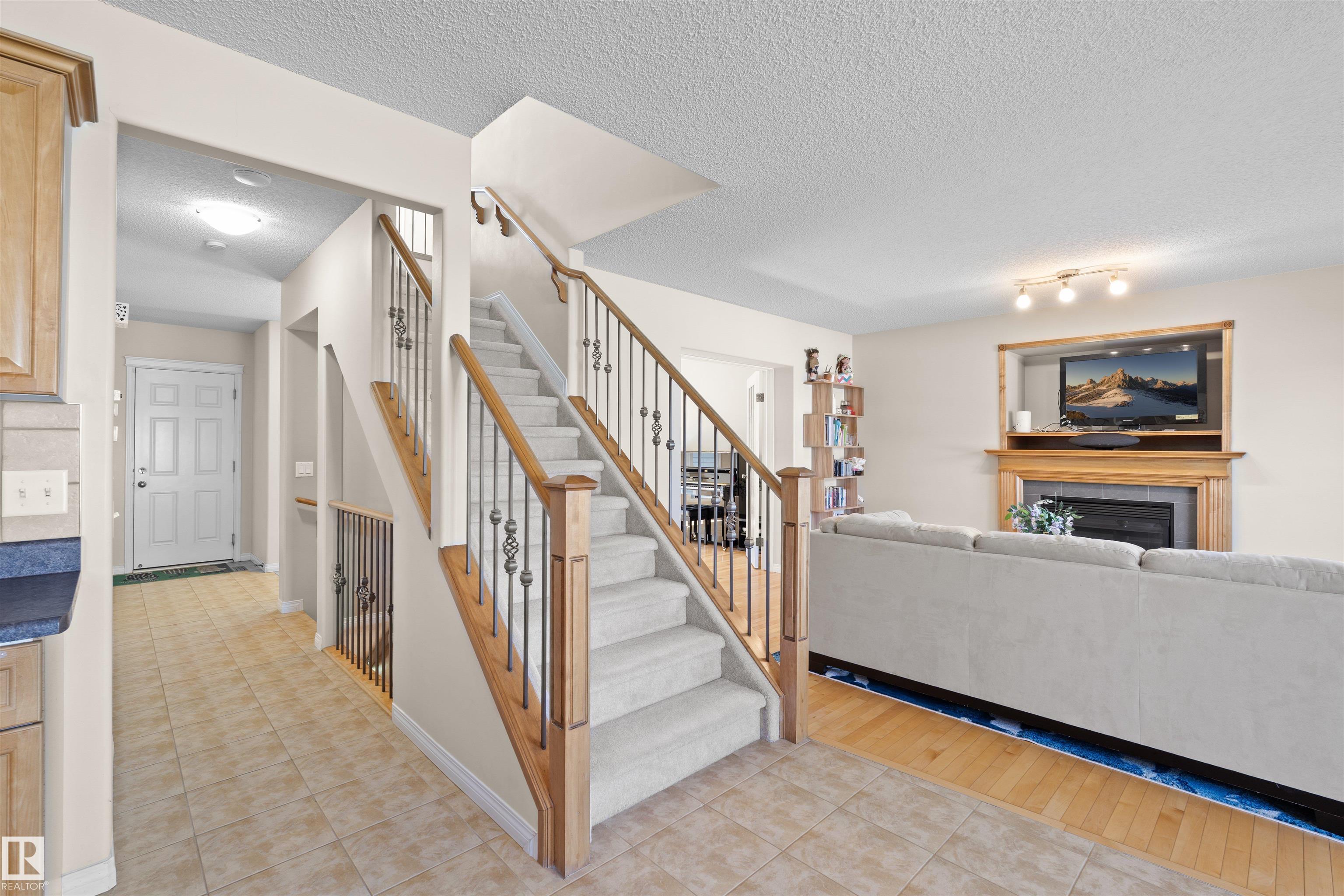Photo 3 at 20616 56 Avenue NW, The Hamptons, Edmonton