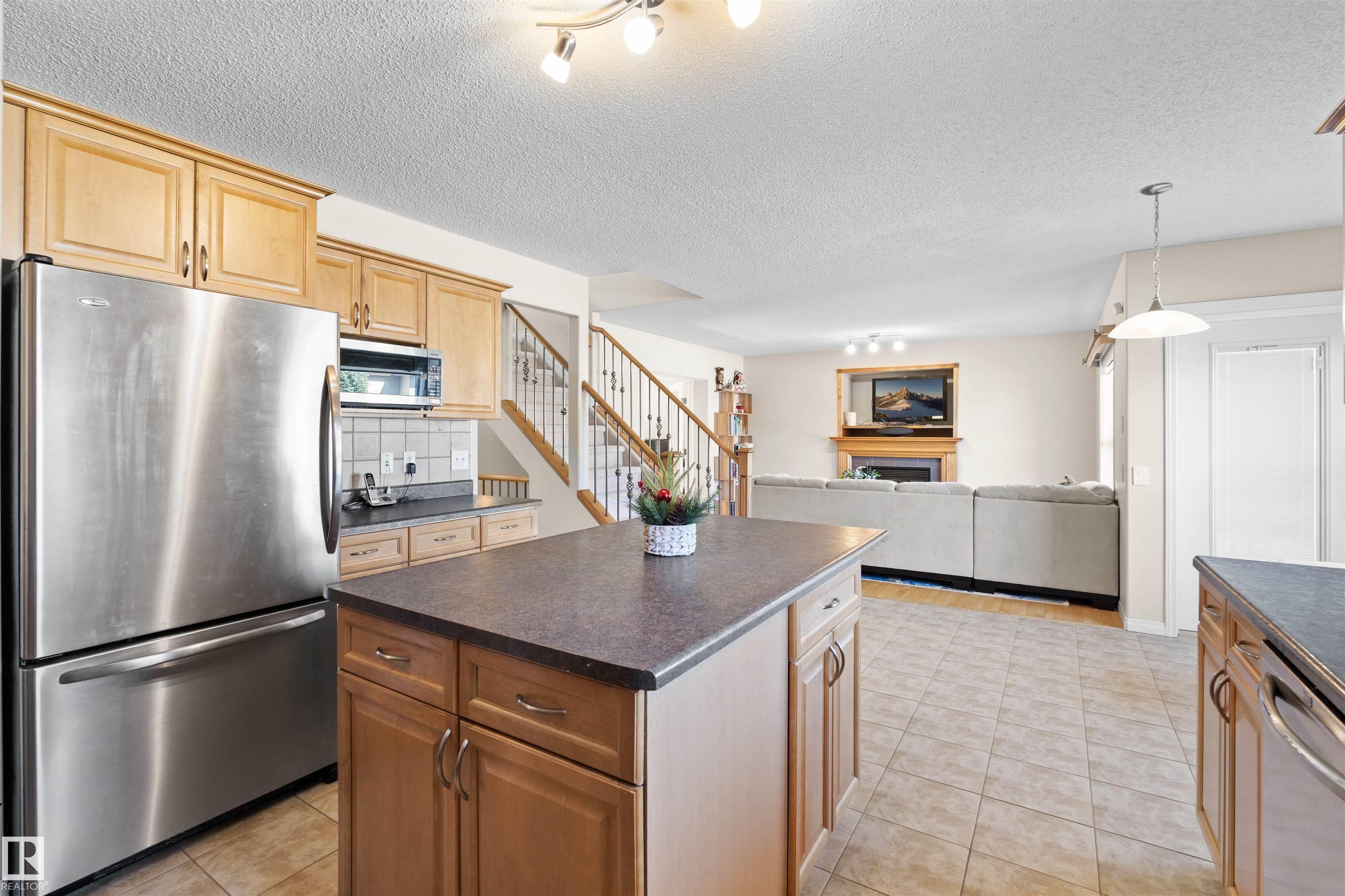 Photo 10 at 20616 56 Avenue NW, The Hamptons, Edmonton
