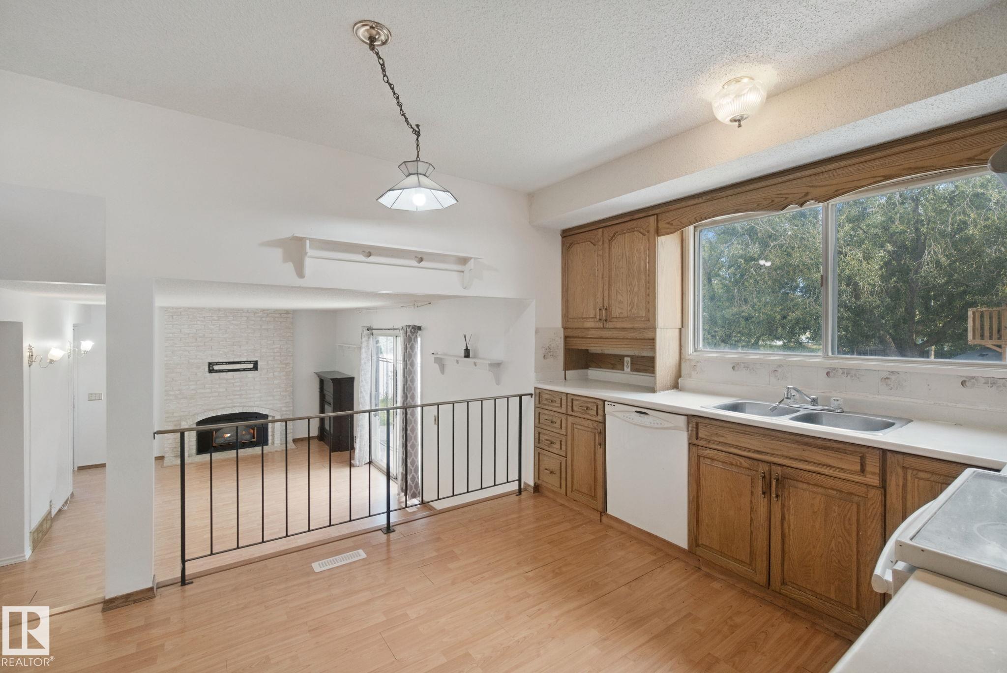 Photo 17 at 8807 181 Street NW, Belmead, Edmonton