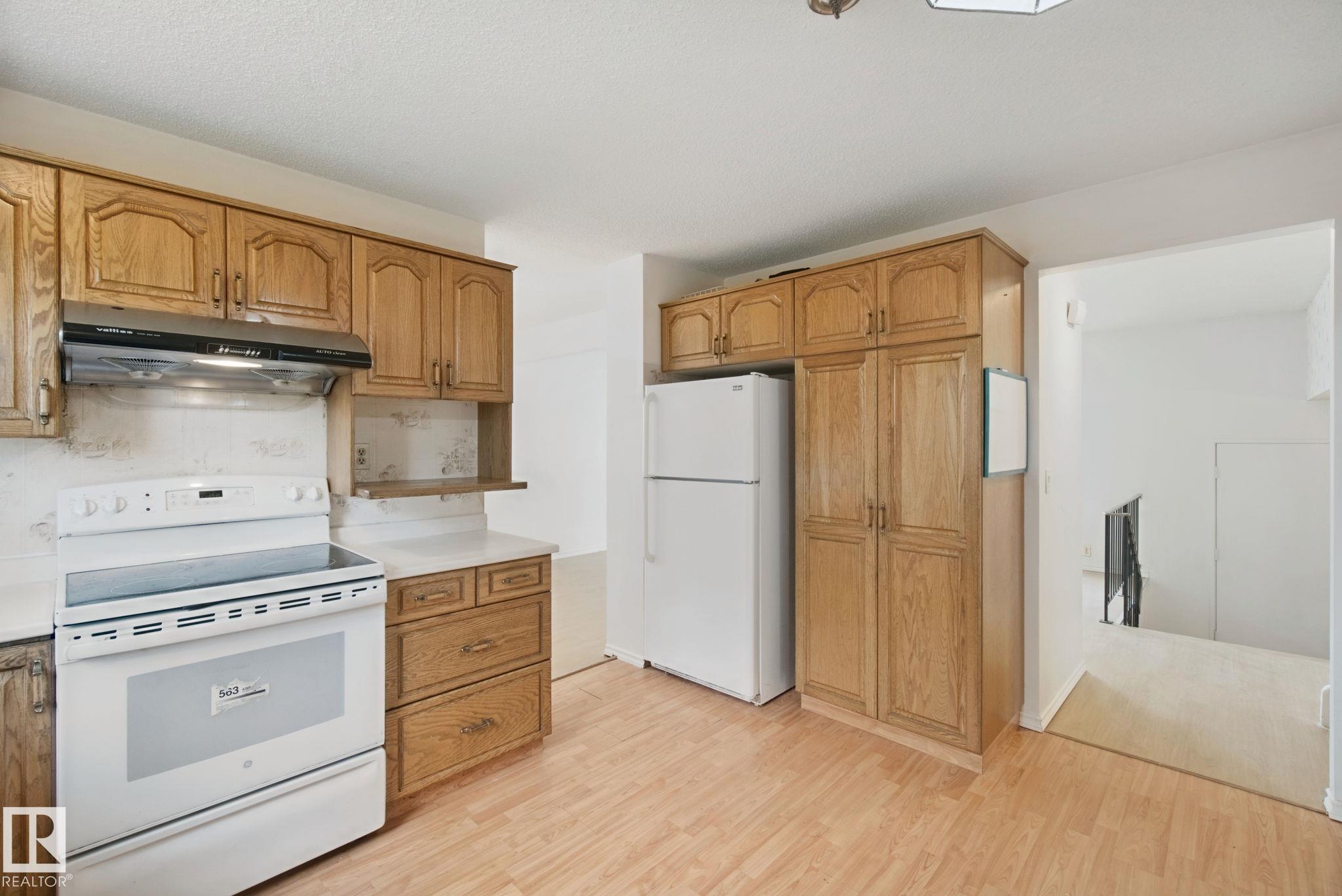 Photo 20 at 8807 181 Street NW, Belmead, Edmonton