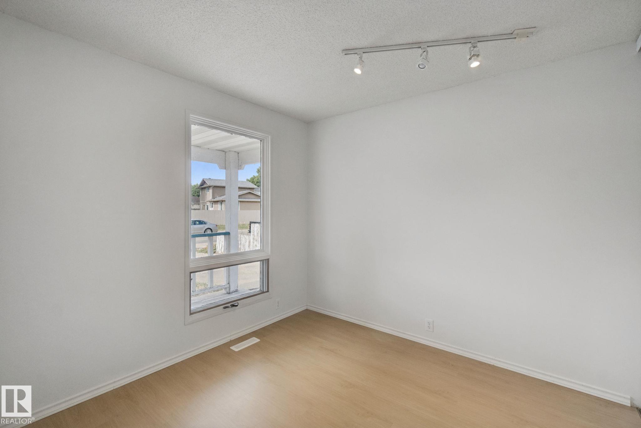 Photo 27 at 8807 181 Street NW, Belmead, Edmonton