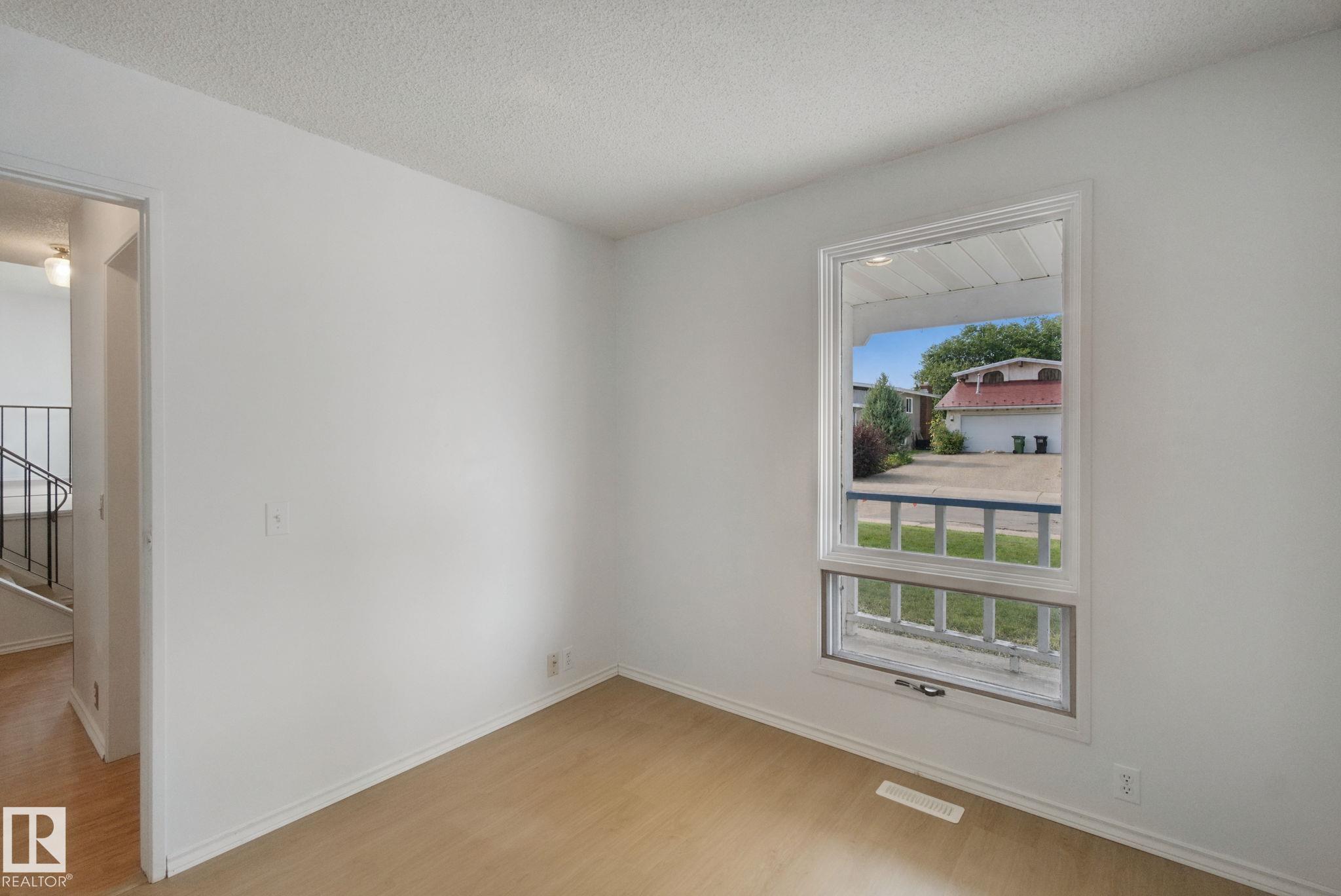 Photo 28 at 8807 181 Street NW, Belmead, Edmonton