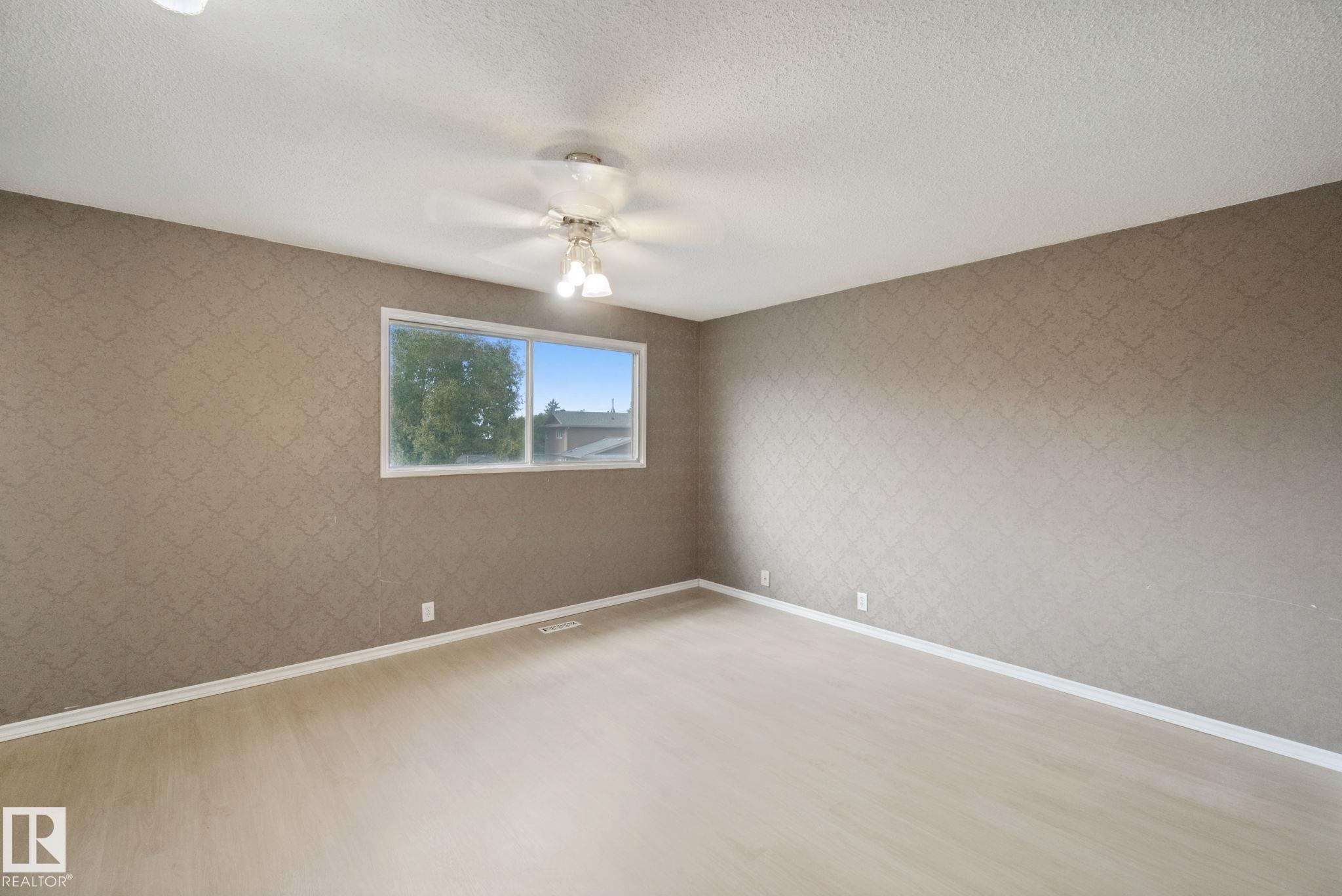 Photo 31 at 8807 181 Street NW, Belmead, Edmonton