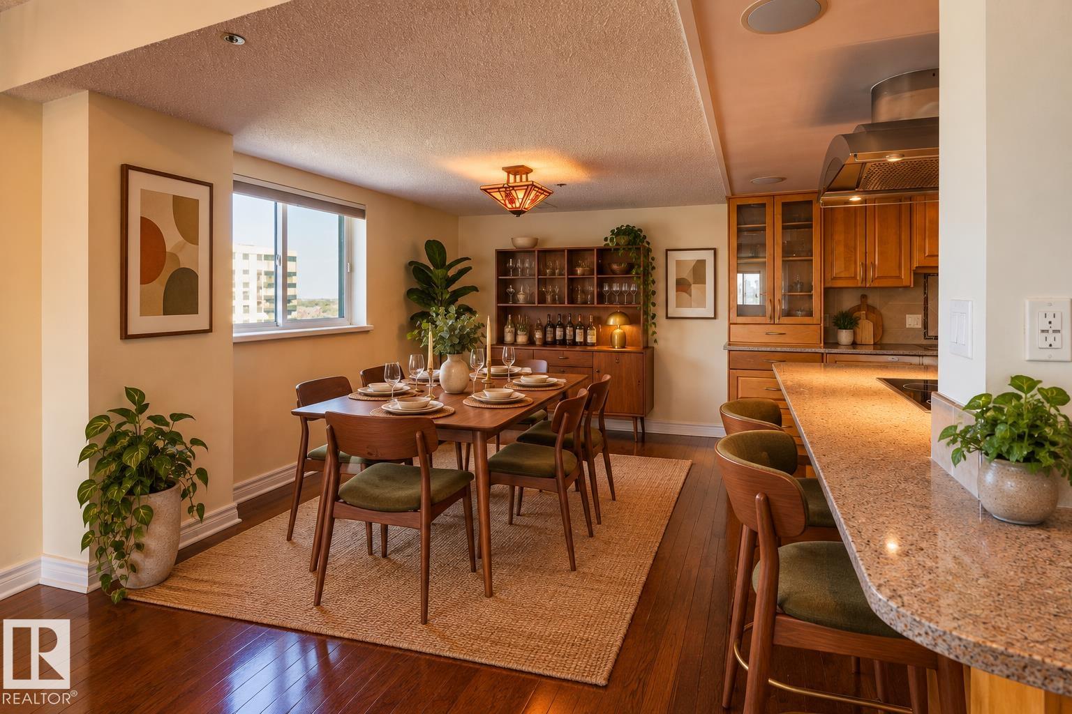 Photo 17 at 1504 - 10130 114 Street NW, Wîhkwêntôwin, Edmonton