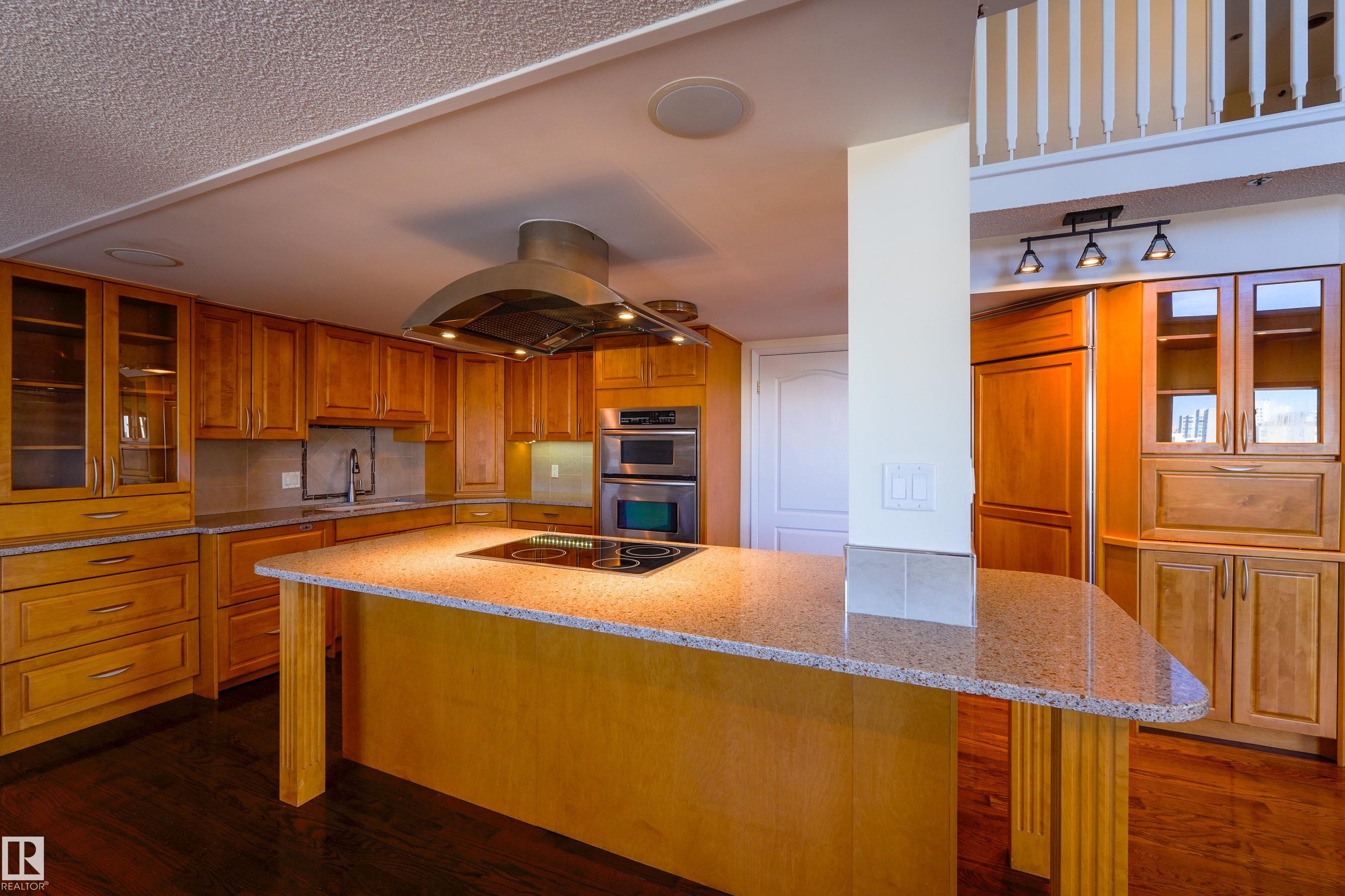 Photo 22 at 1504 - 10130 114 Street NW, Wîhkwêntôwin, Edmonton