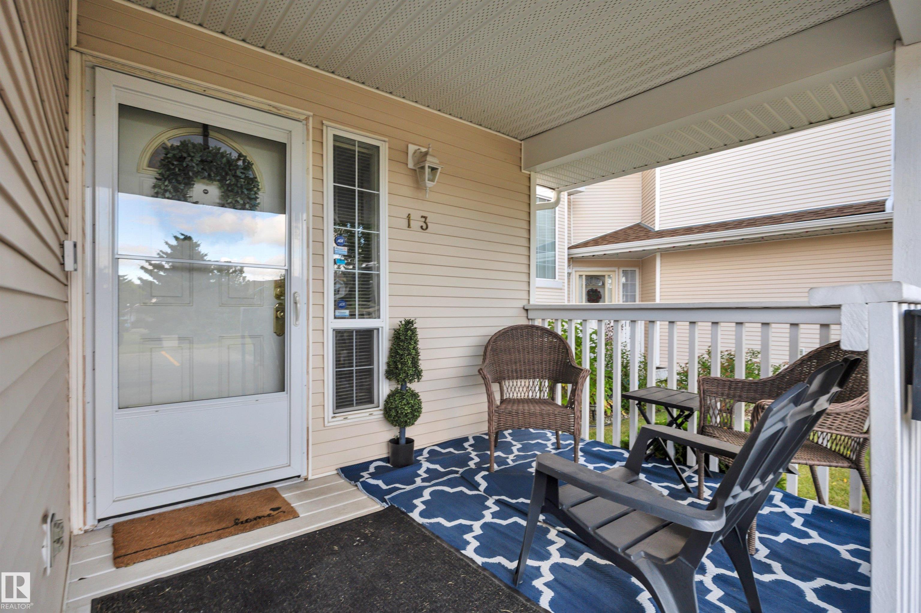 Photo 4 at 13 - 6608 158 Avenue NW, Ozerna, Edmonton