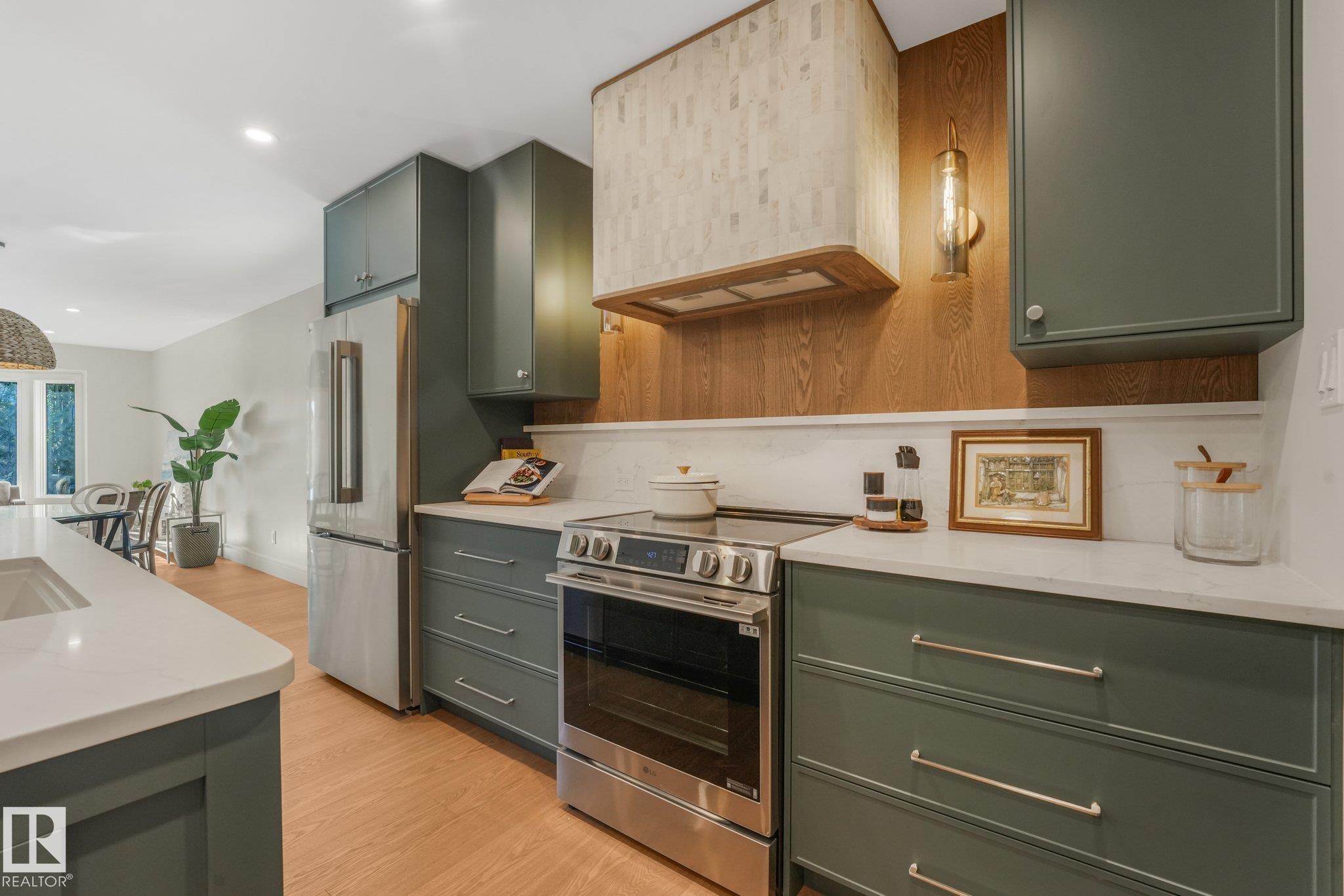 Photo 19 at 2031 104a Street NW, Keheewin, Edmonton
