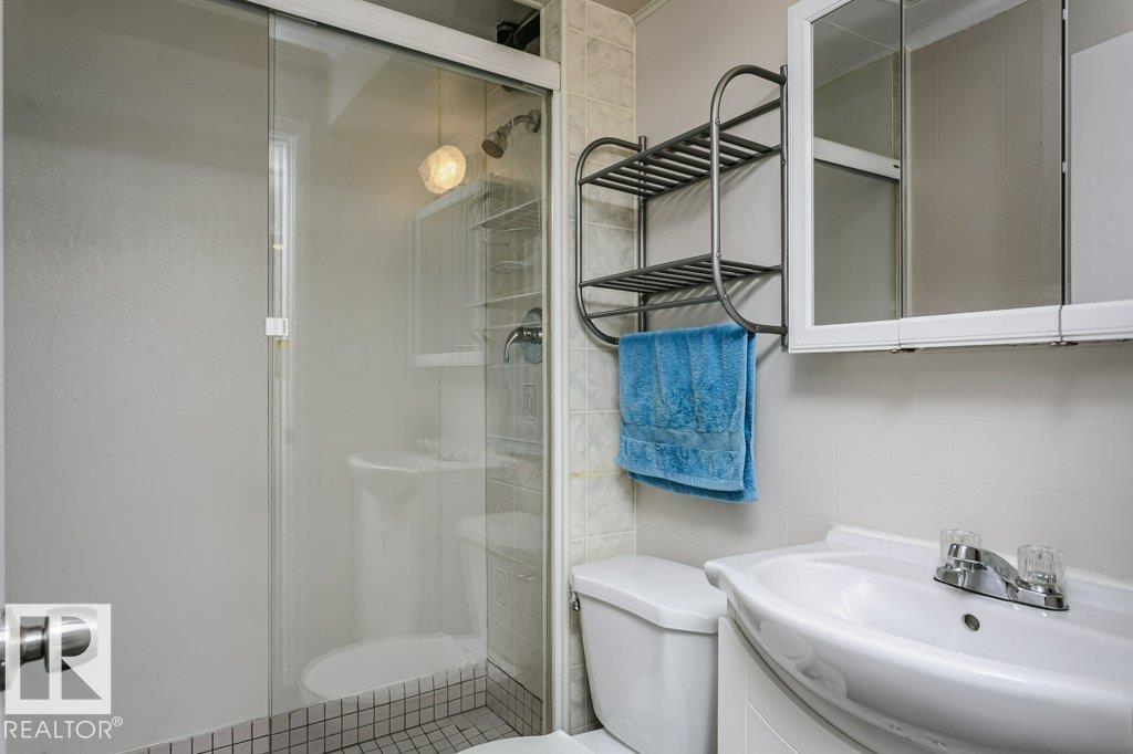 Photo 19 at 12255 Dovercourt Crescent NW, Dovercourt, Edmonton