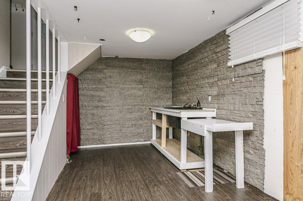 Photo 20 at 12255 Dovercourt Crescent NW, Dovercourt, Edmonton