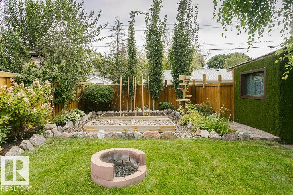 Photo 25 at 12255 Dovercourt Crescent NW, Dovercourt, Edmonton