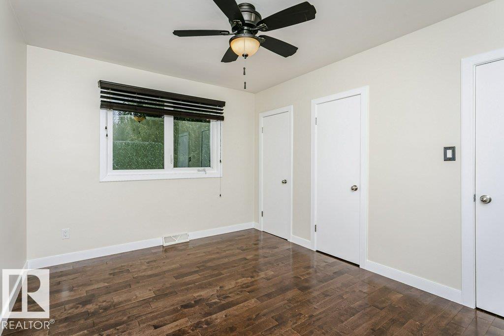 Photo 10 at 12255 Dovercourt Crescent NW, Dovercourt, Edmonton
