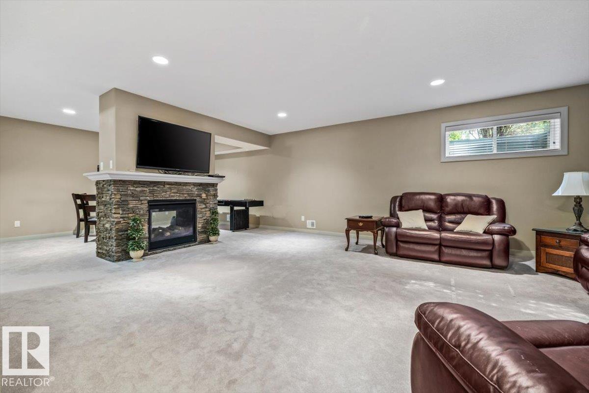 Photo 26 at 647 Cantor Landing SW, Callaghan, Edmonton